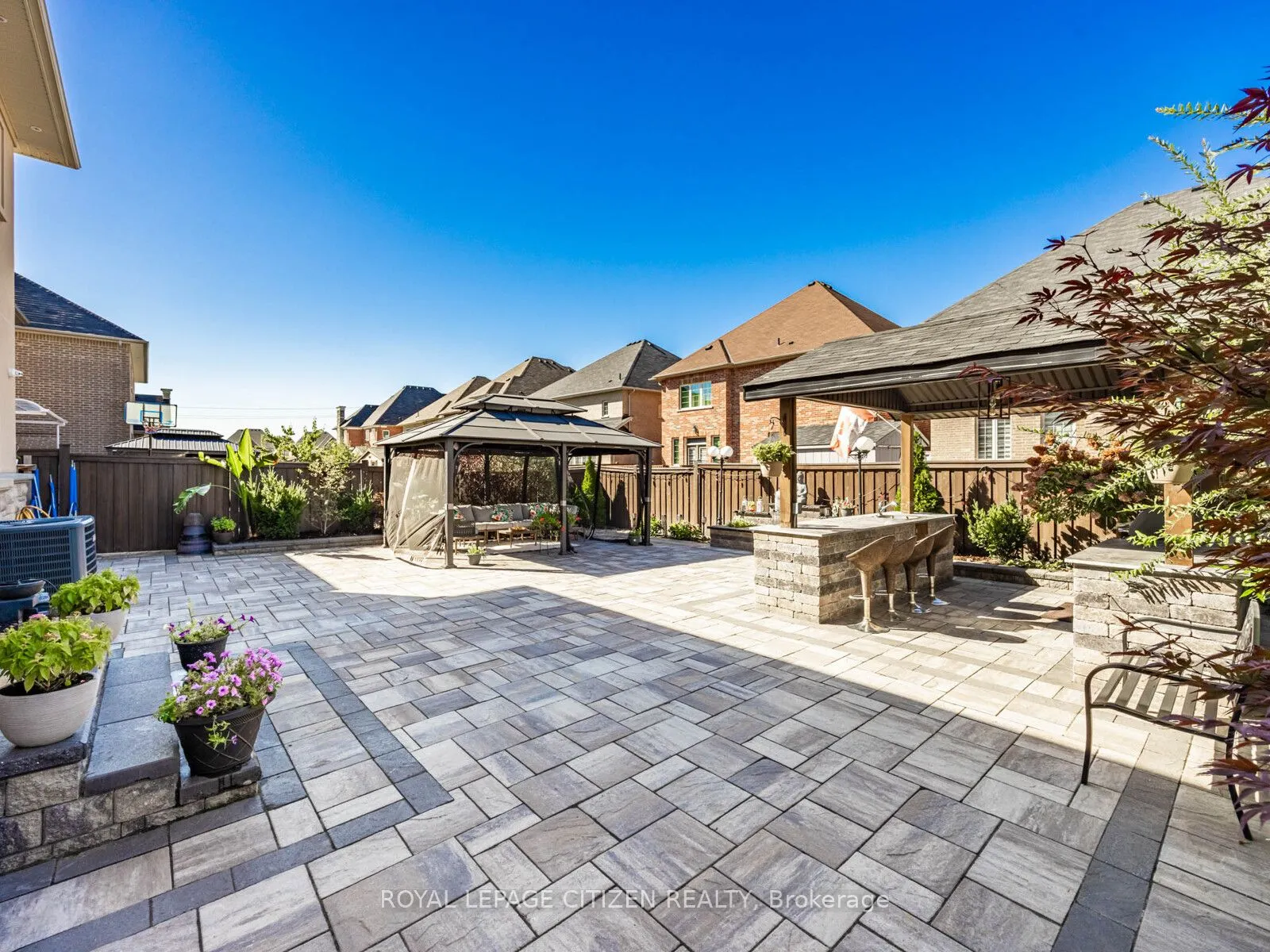 15 Possession Crescent