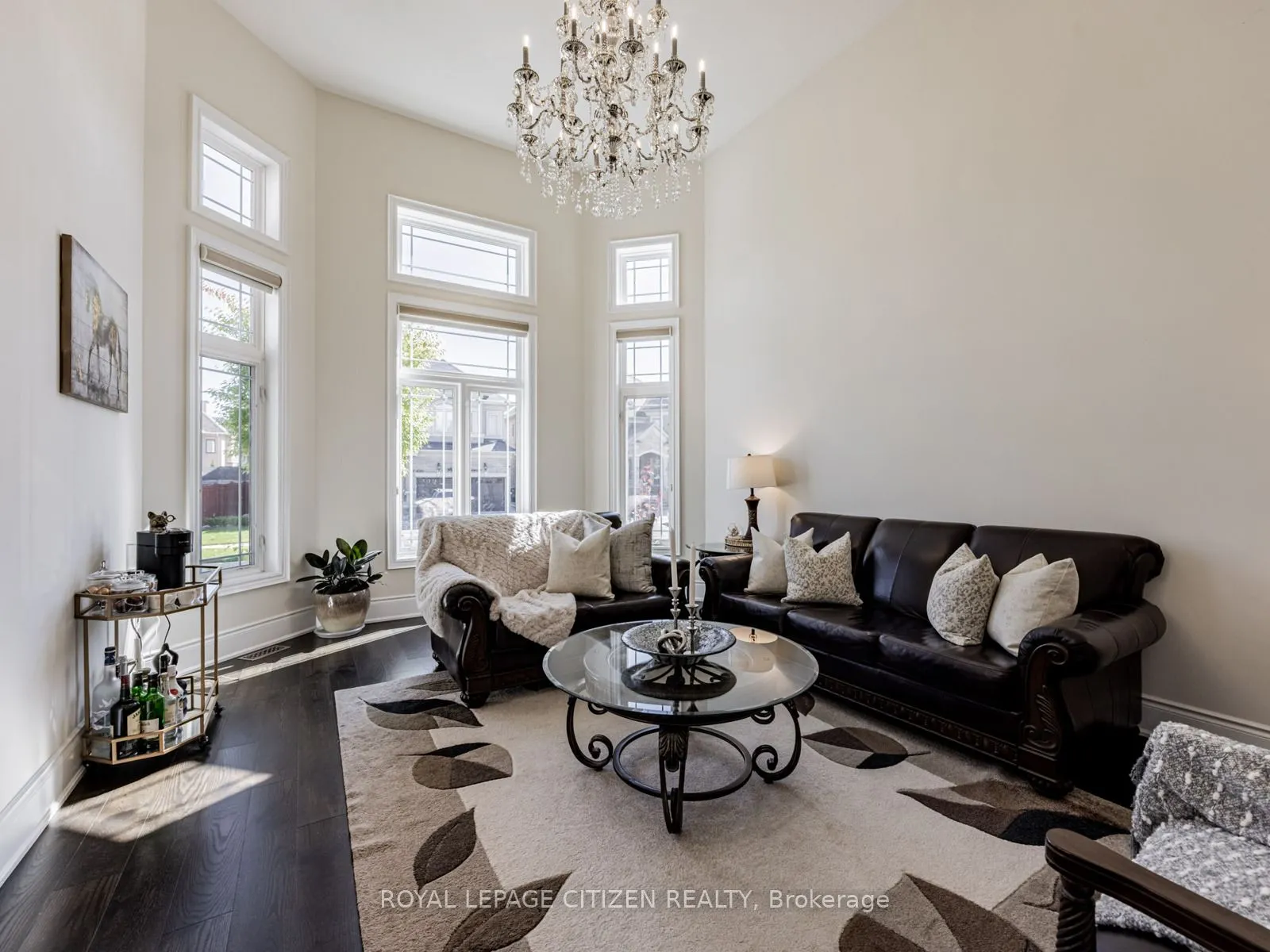 15 Possession Crescent