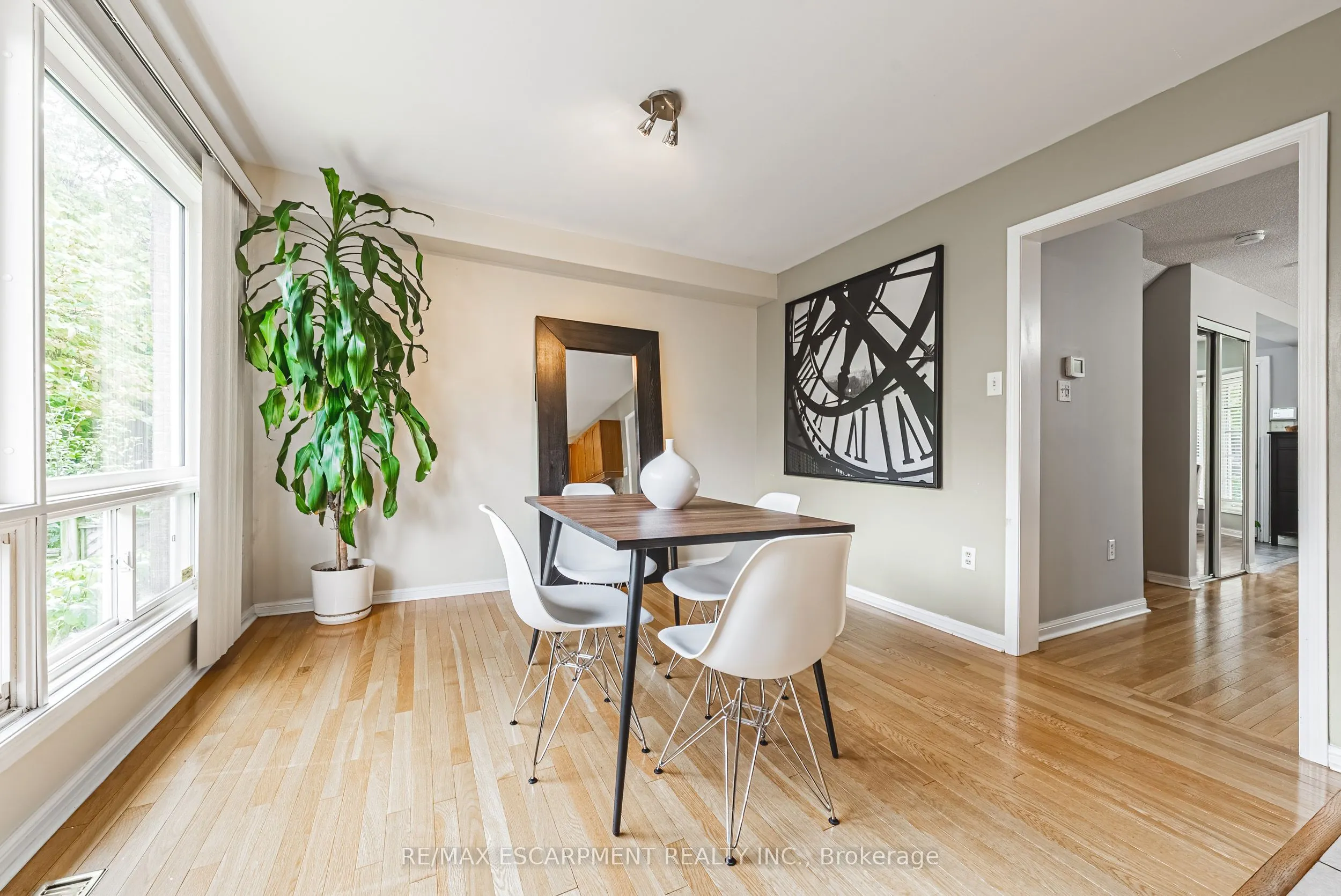 5222 Easton Road