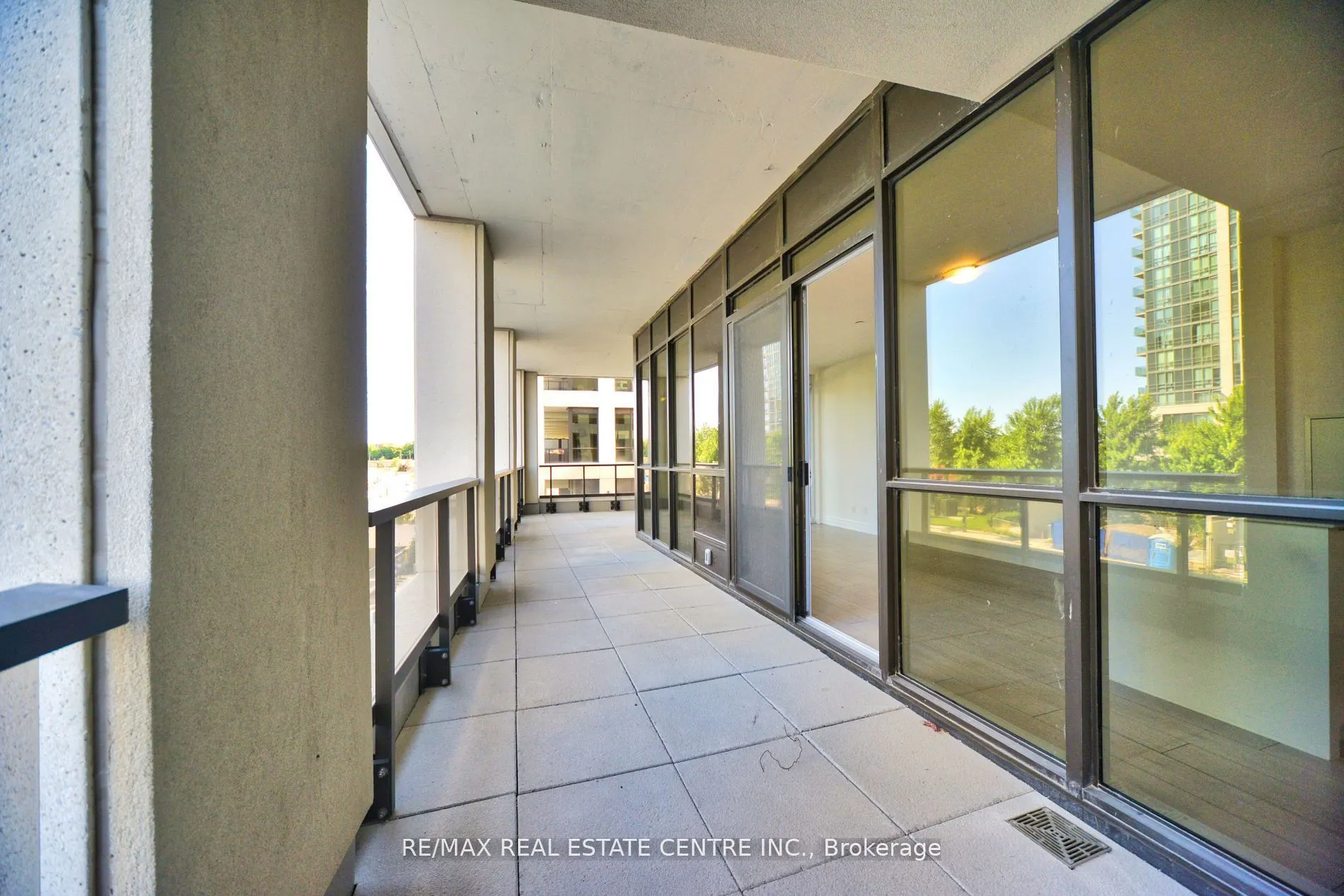 30 Elm Drive W, #208
