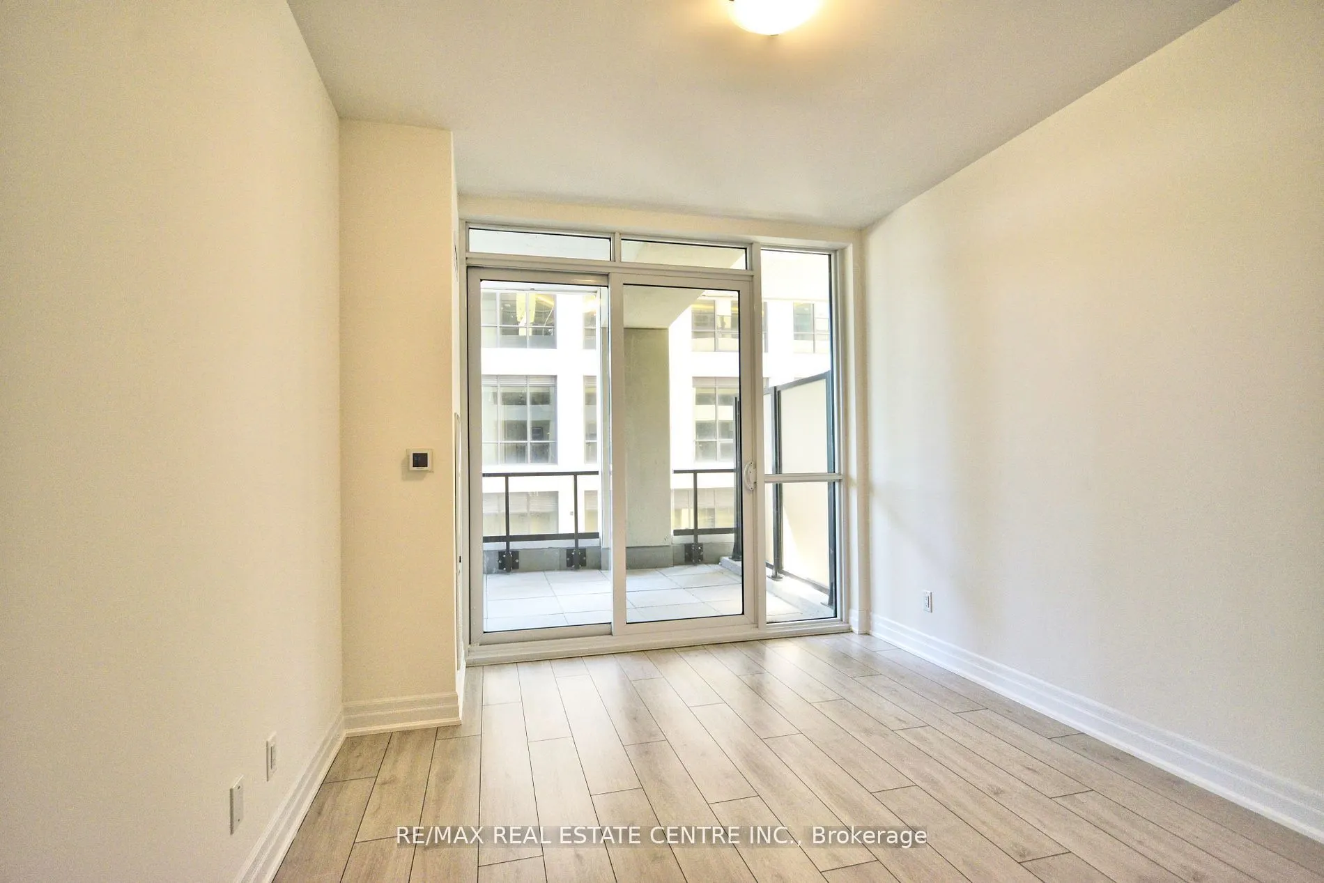 30 Elm Drive W, #208