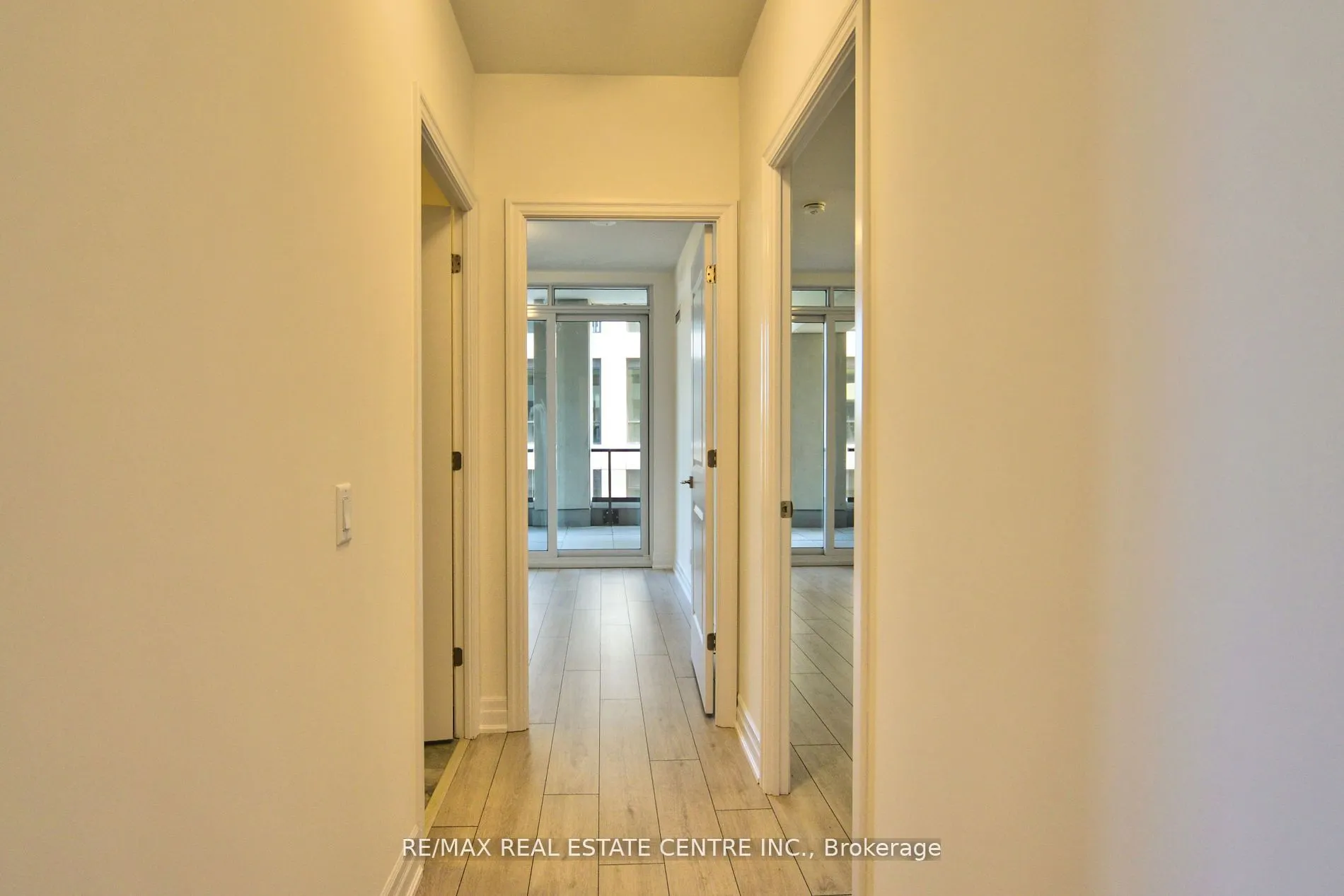 30 Elm Drive W, #208