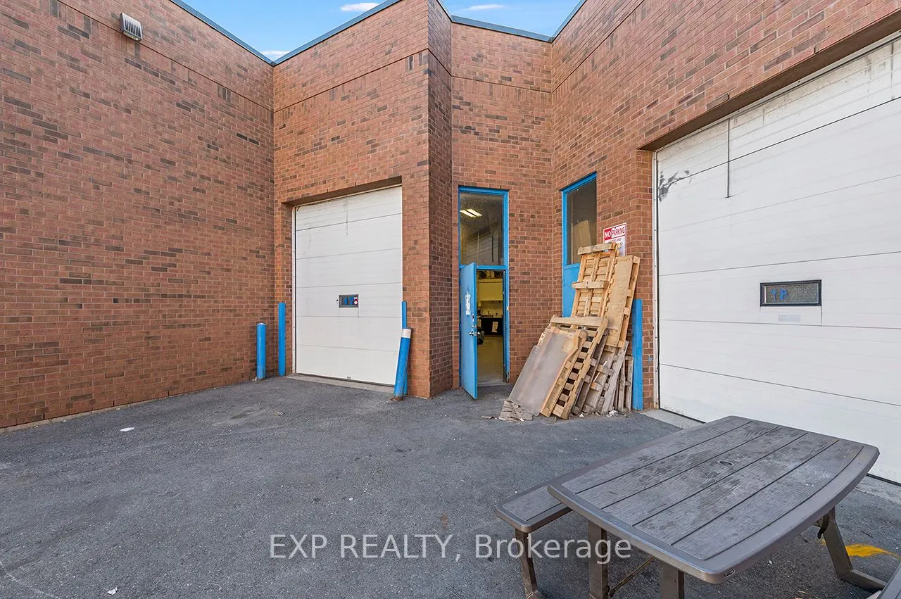 5775 Atlantic Drive, #17
