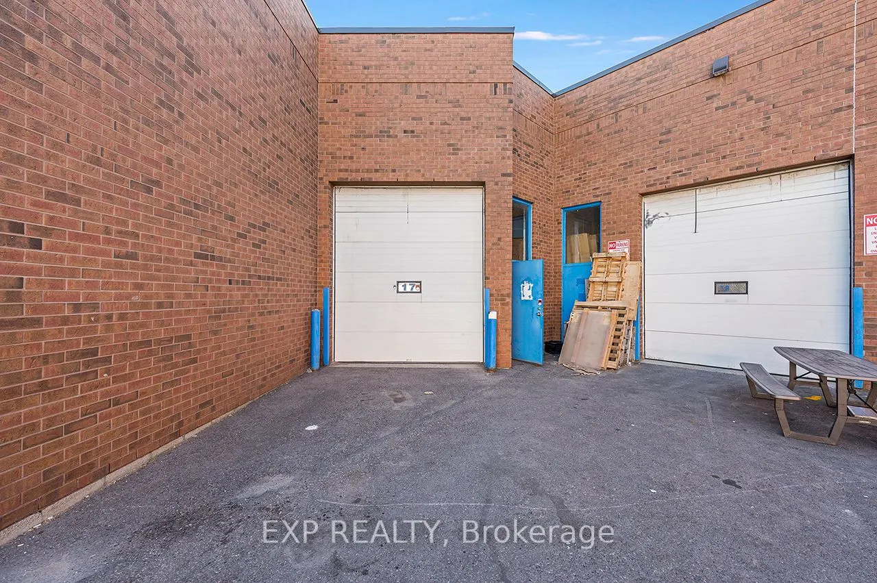 5775 Atlantic Drive, #17