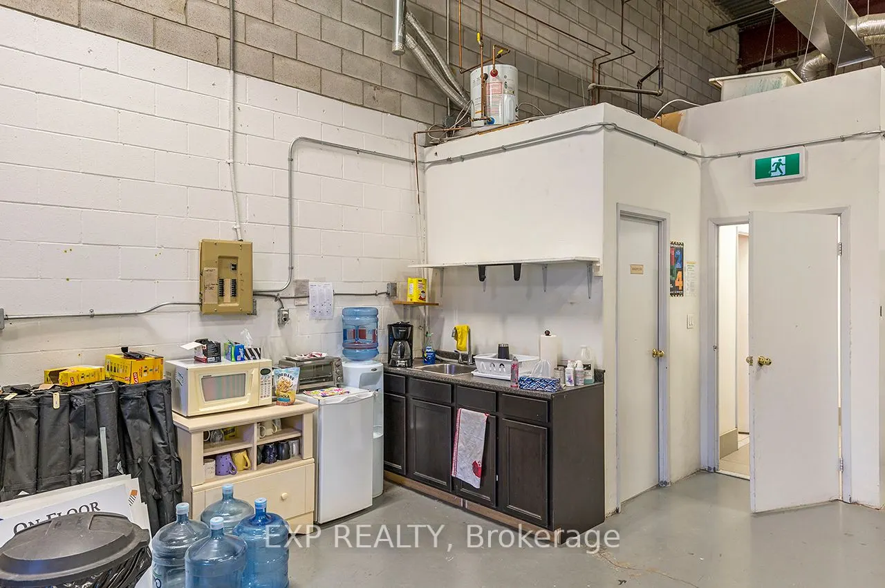 5775 Atlantic Drive, #17