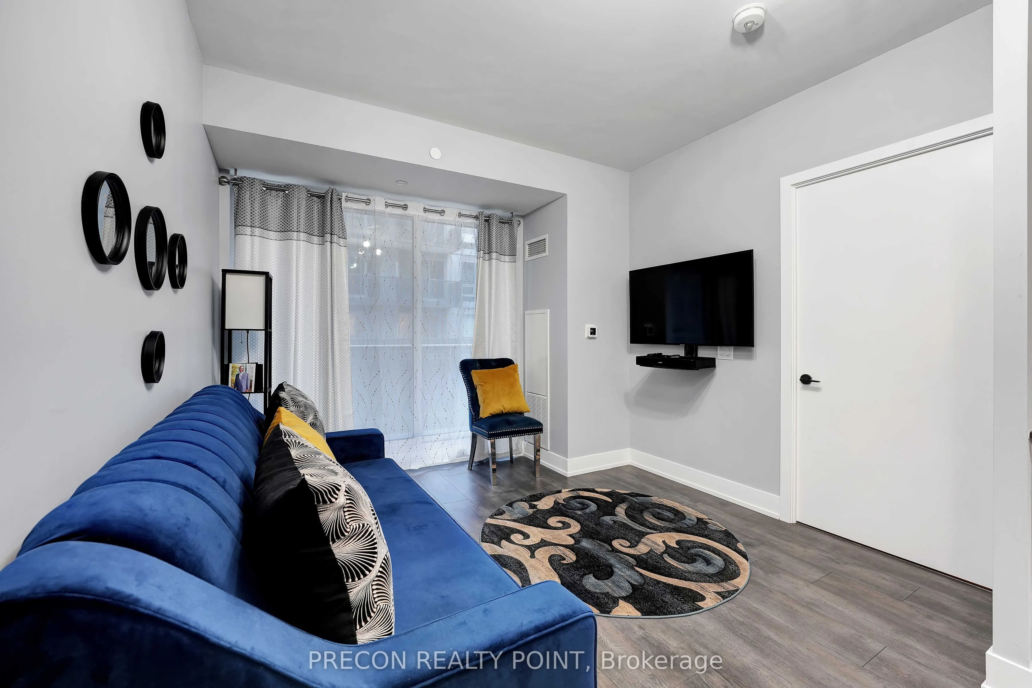 2450 Old Bronte Road N, #322