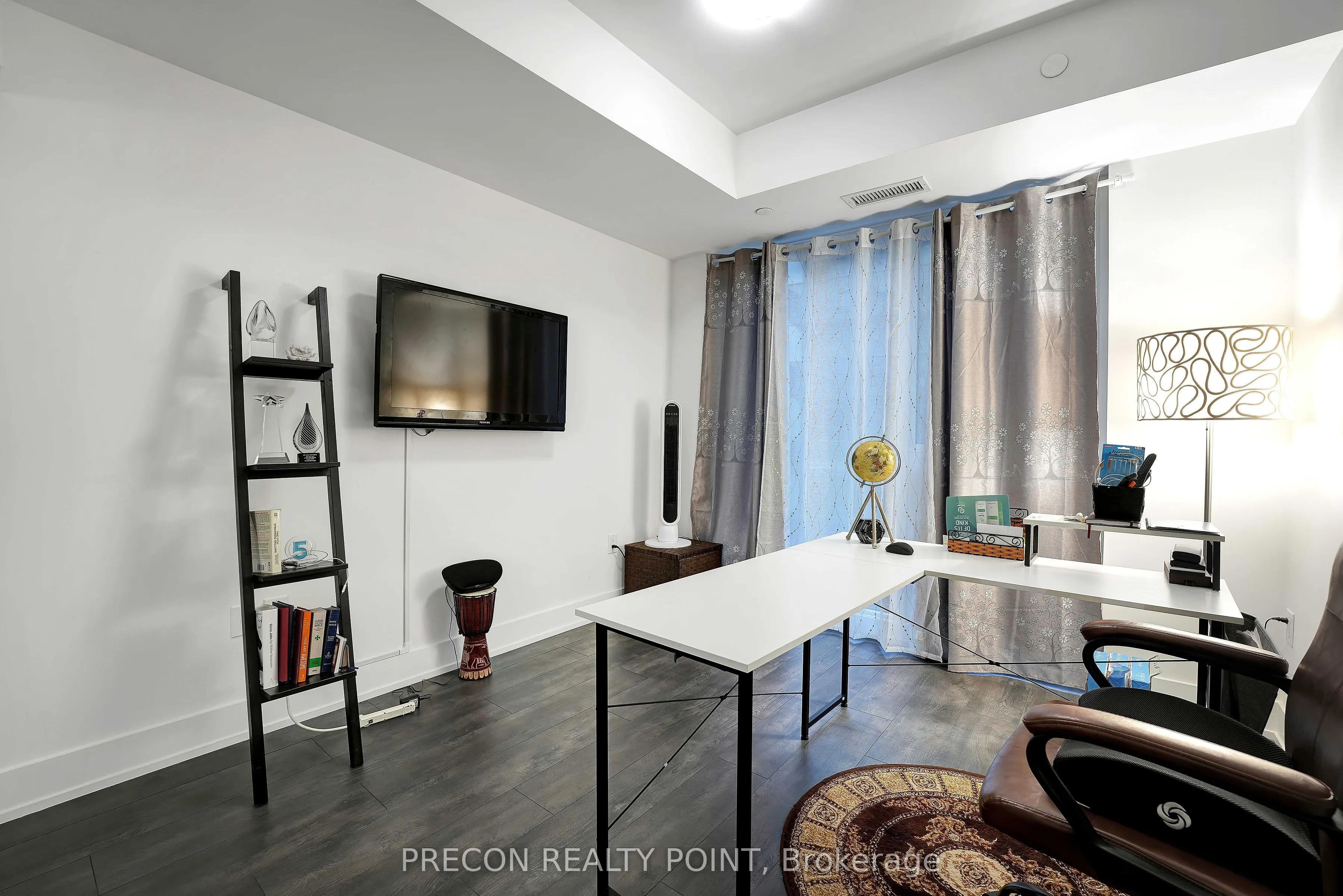 2450 Old Bronte Road N, #322
