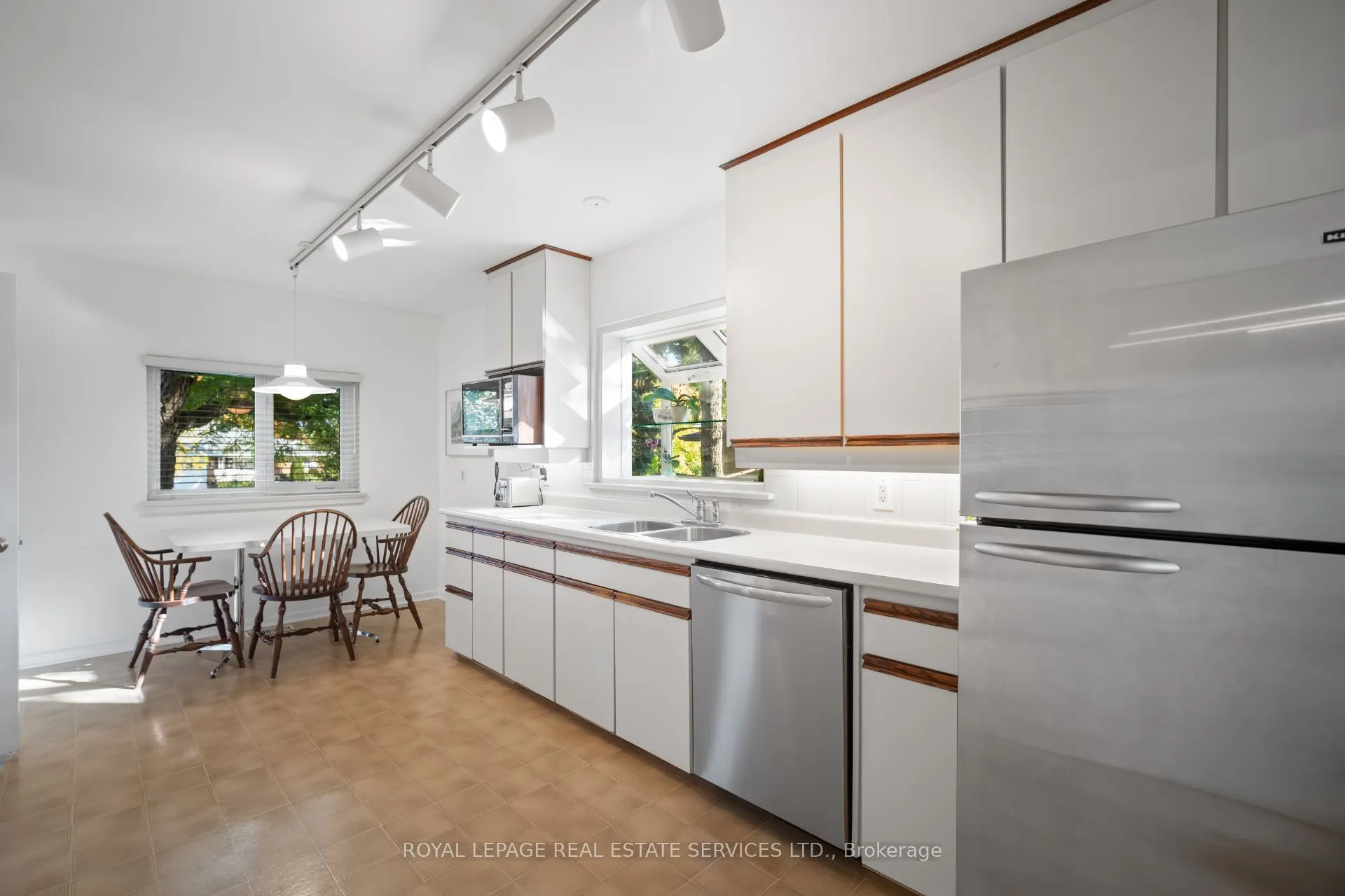 20 West Deane Valley Road