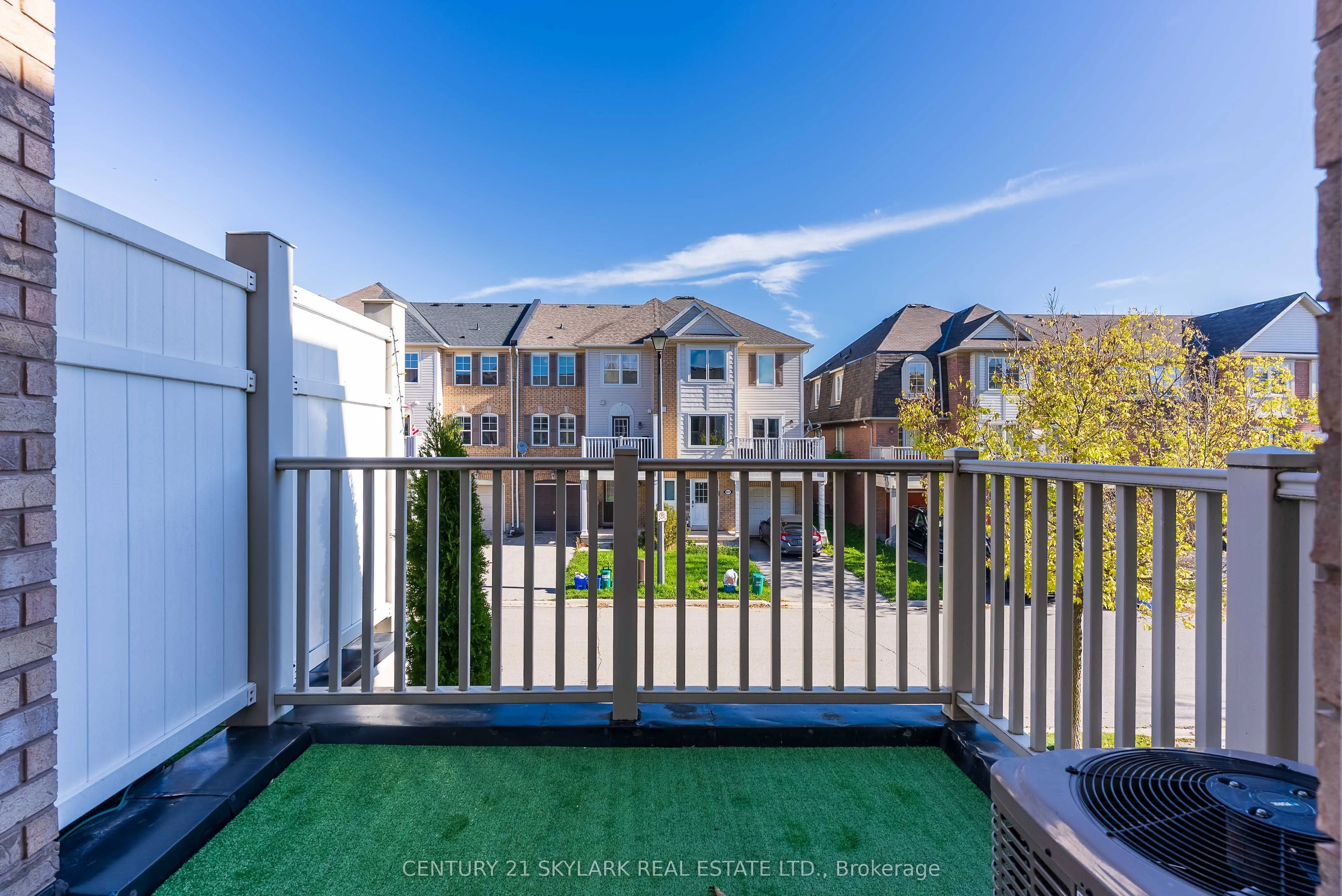 920 Deverell Place
