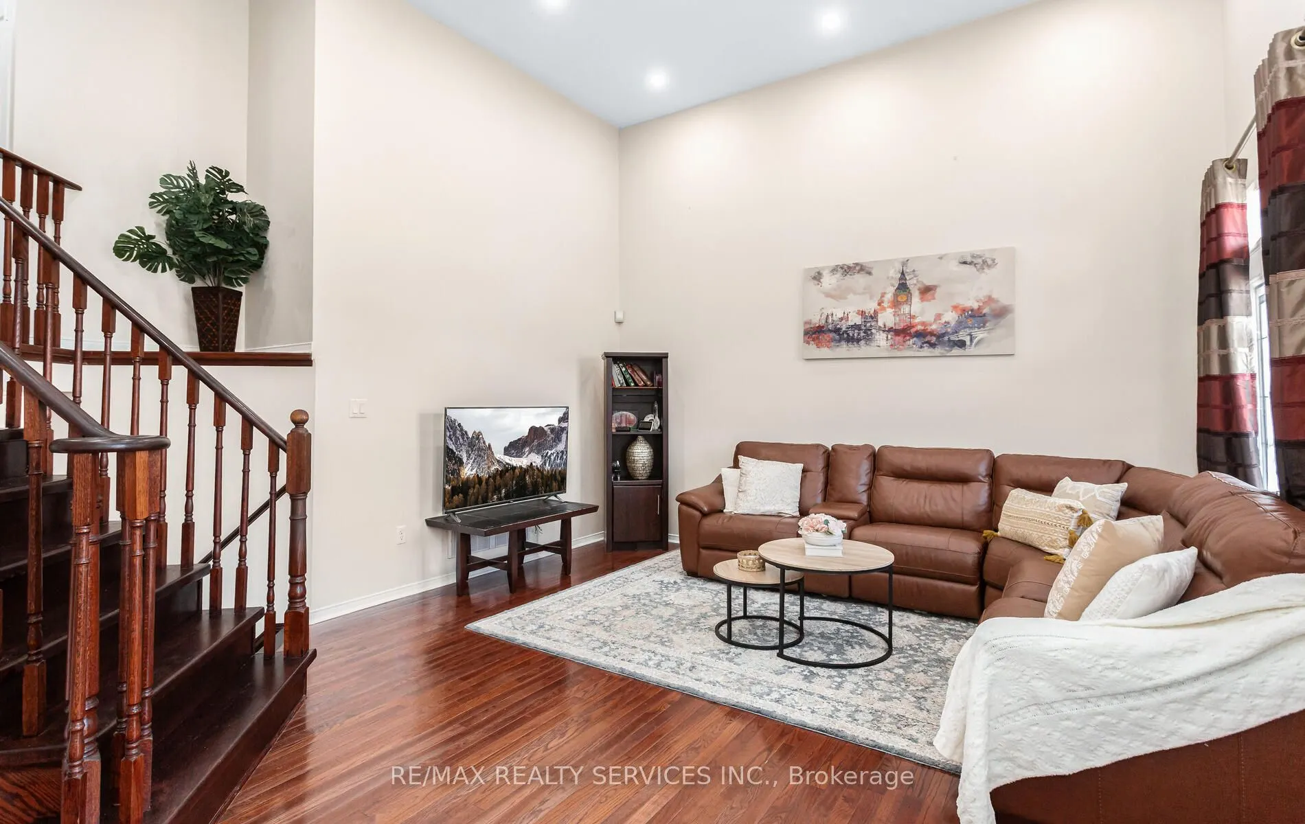 3770 Brinwood Gate