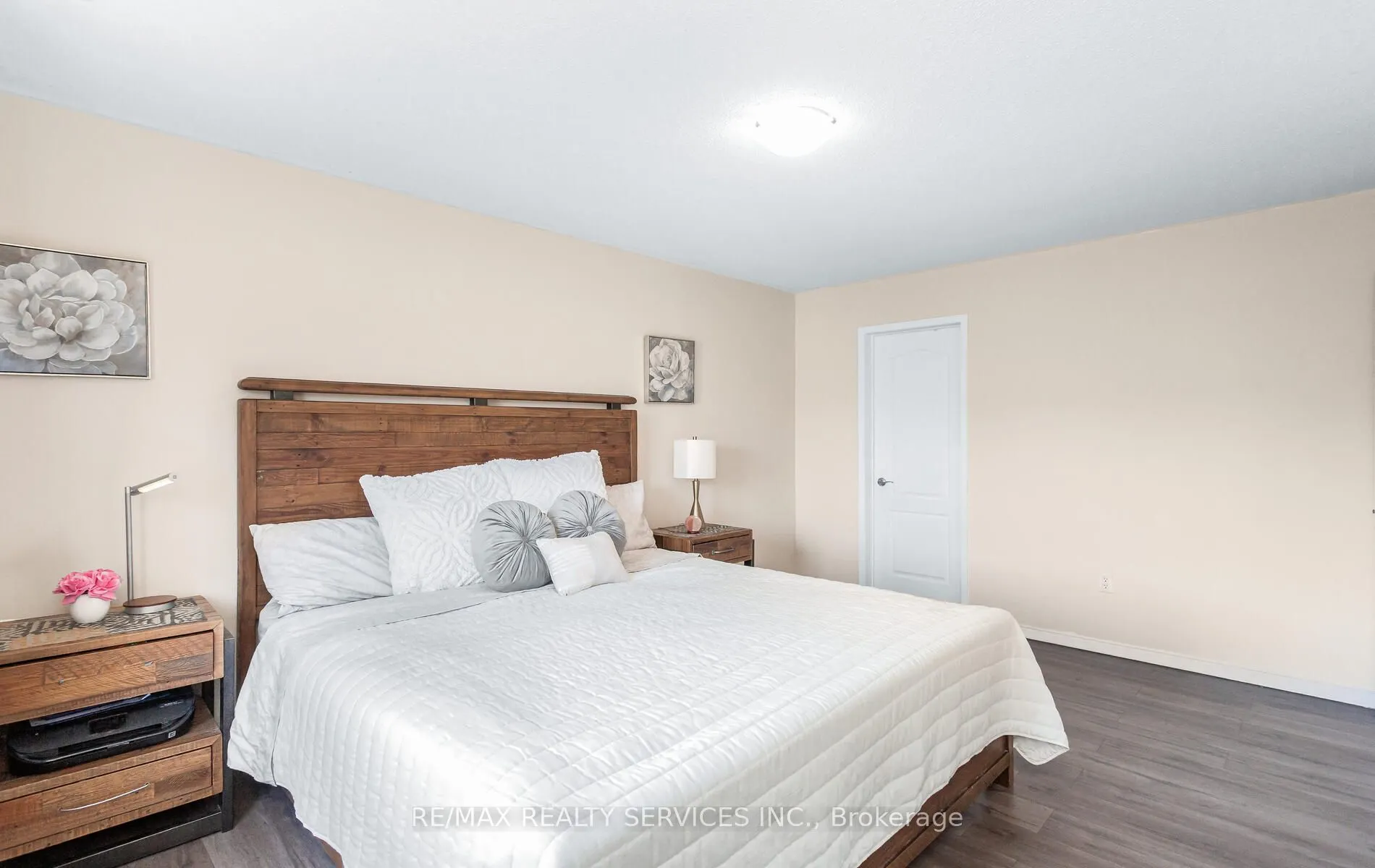 3770 Brinwood Gate