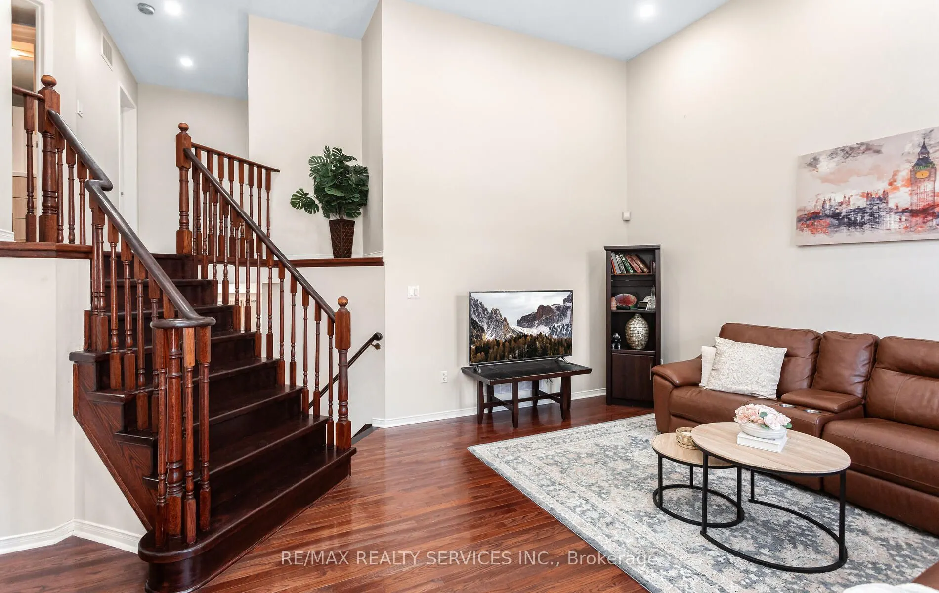 3770 Brinwood Gate