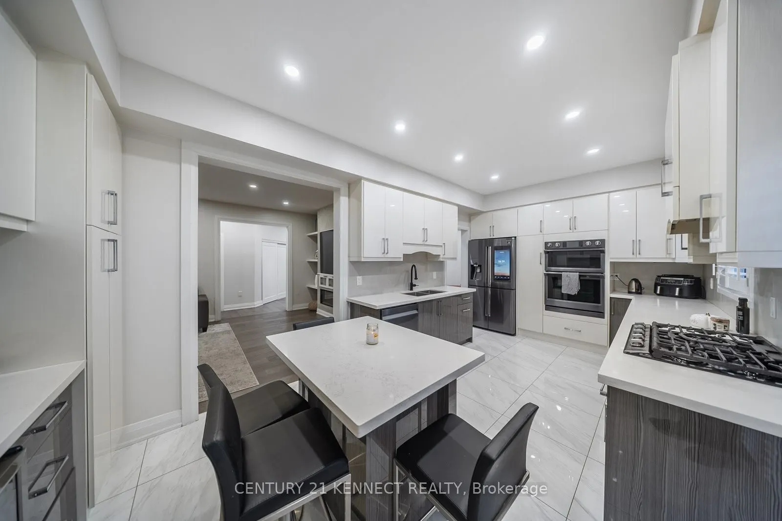 656 Kaiser Drive