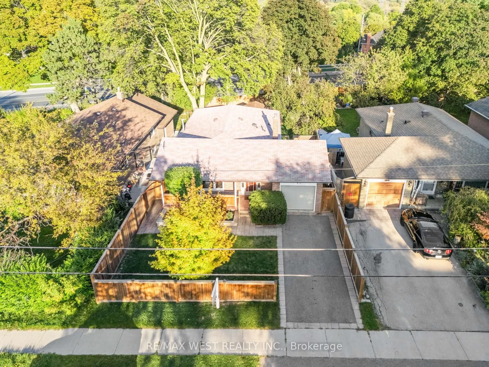 47 Gibson Avenue