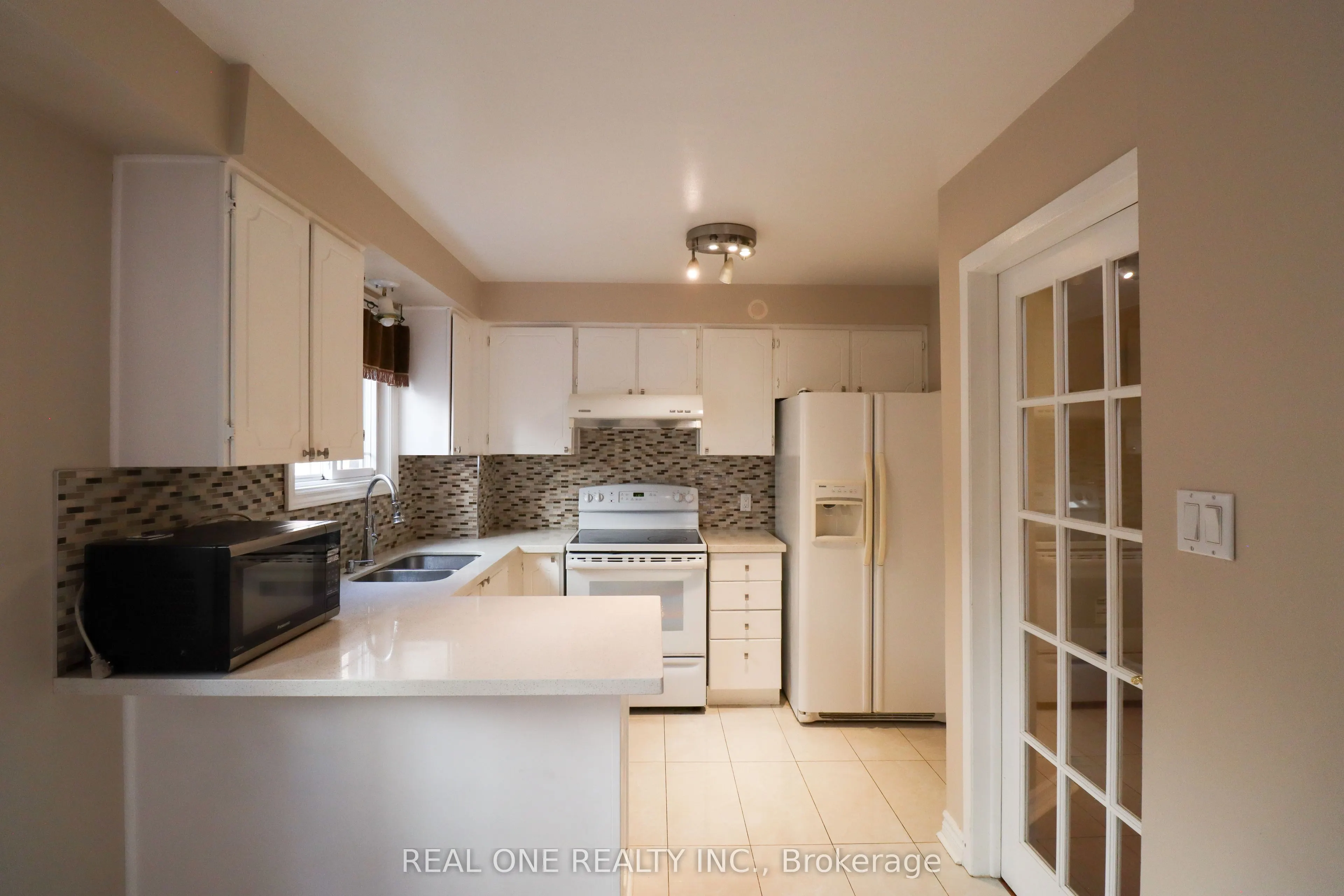 4139 Quaker Hill Drive