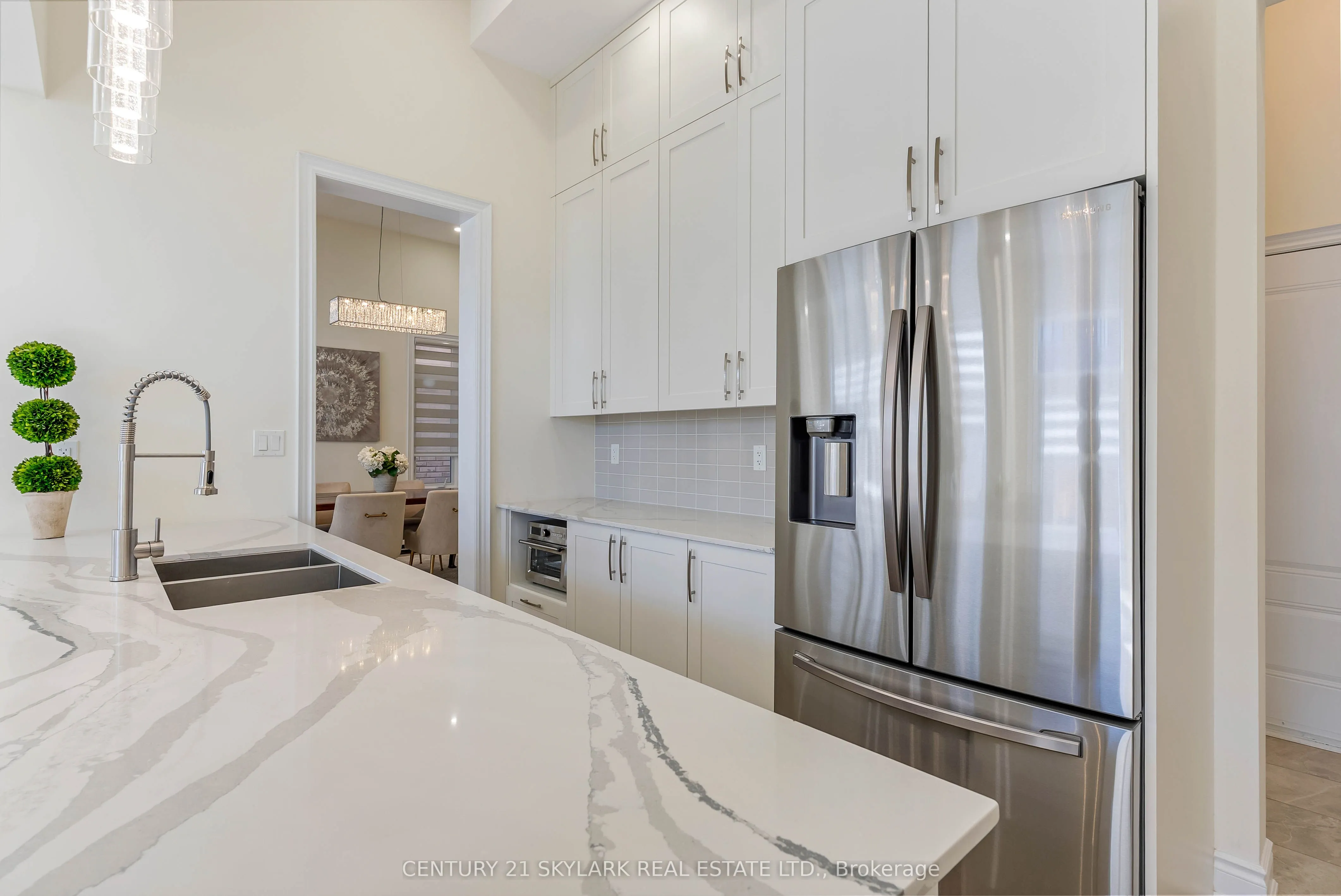 2404 Edward Leaver Trail