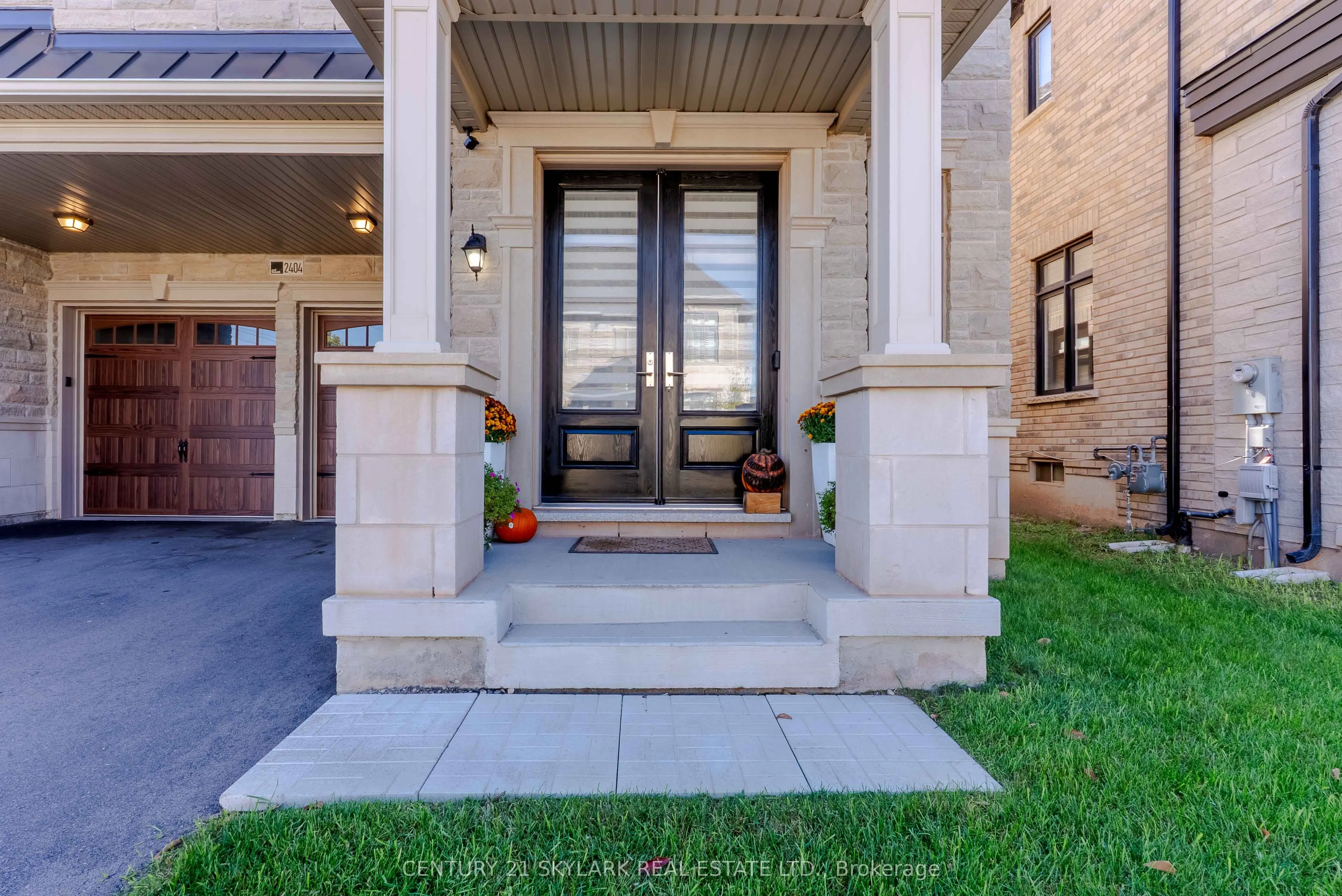2404 Edward Leaver Trail