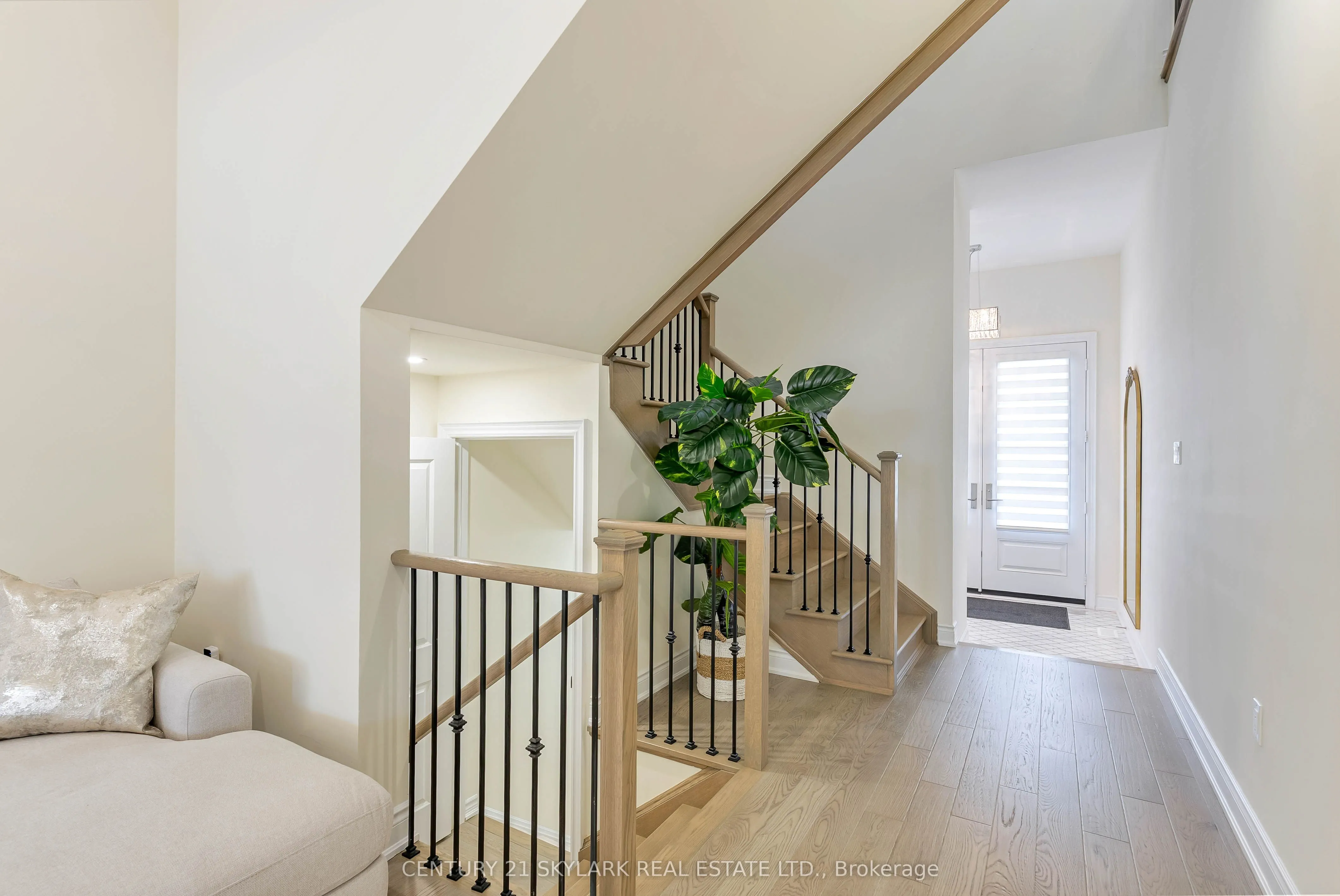 2404 Edward Leaver Trail
