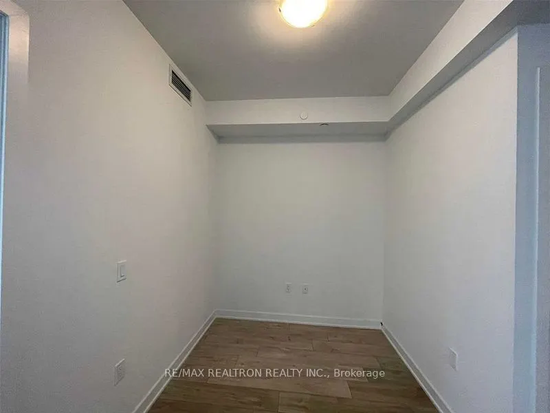 4655 Metcalfe Avenue, #1004
