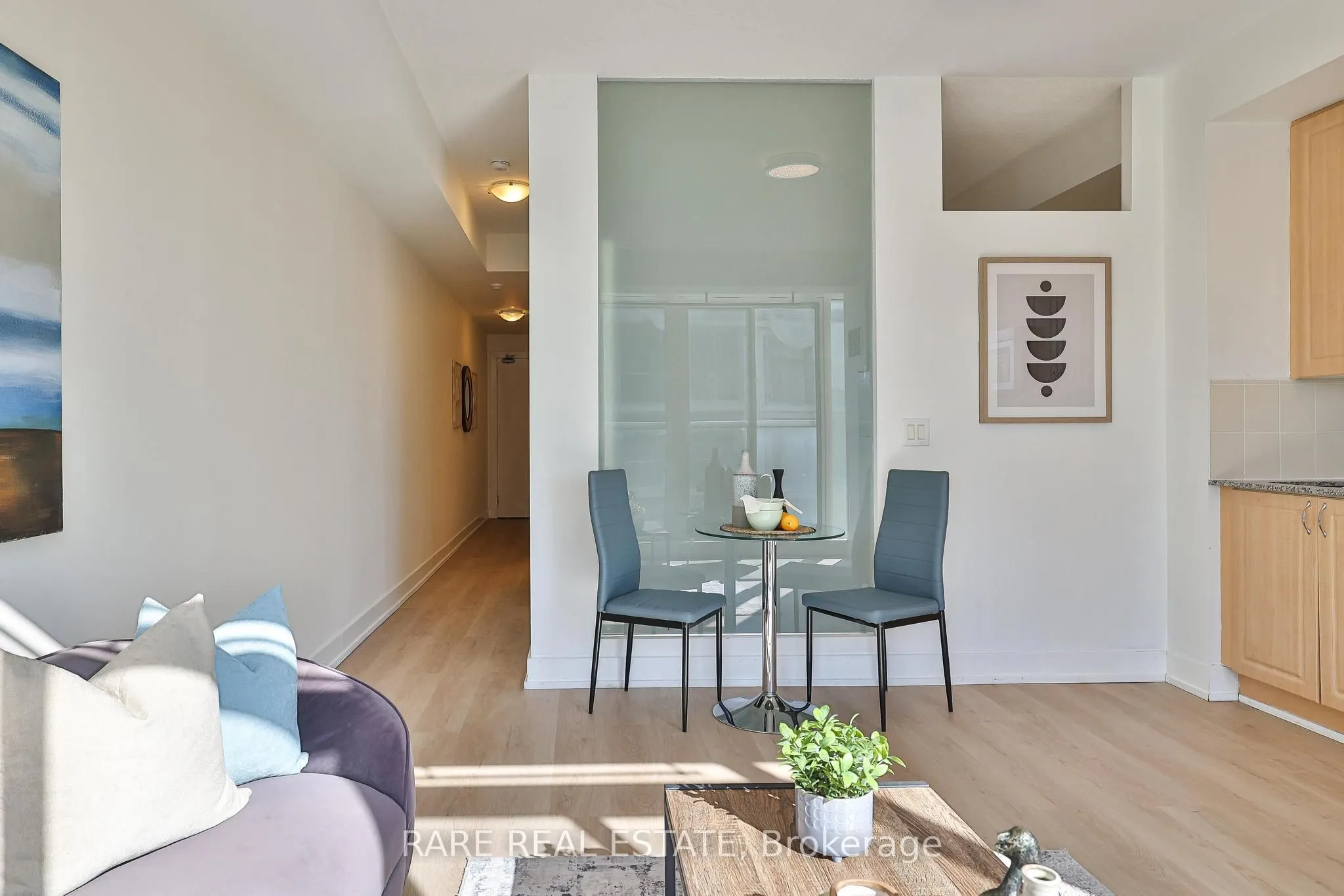 1638 Bloor Street W, #607