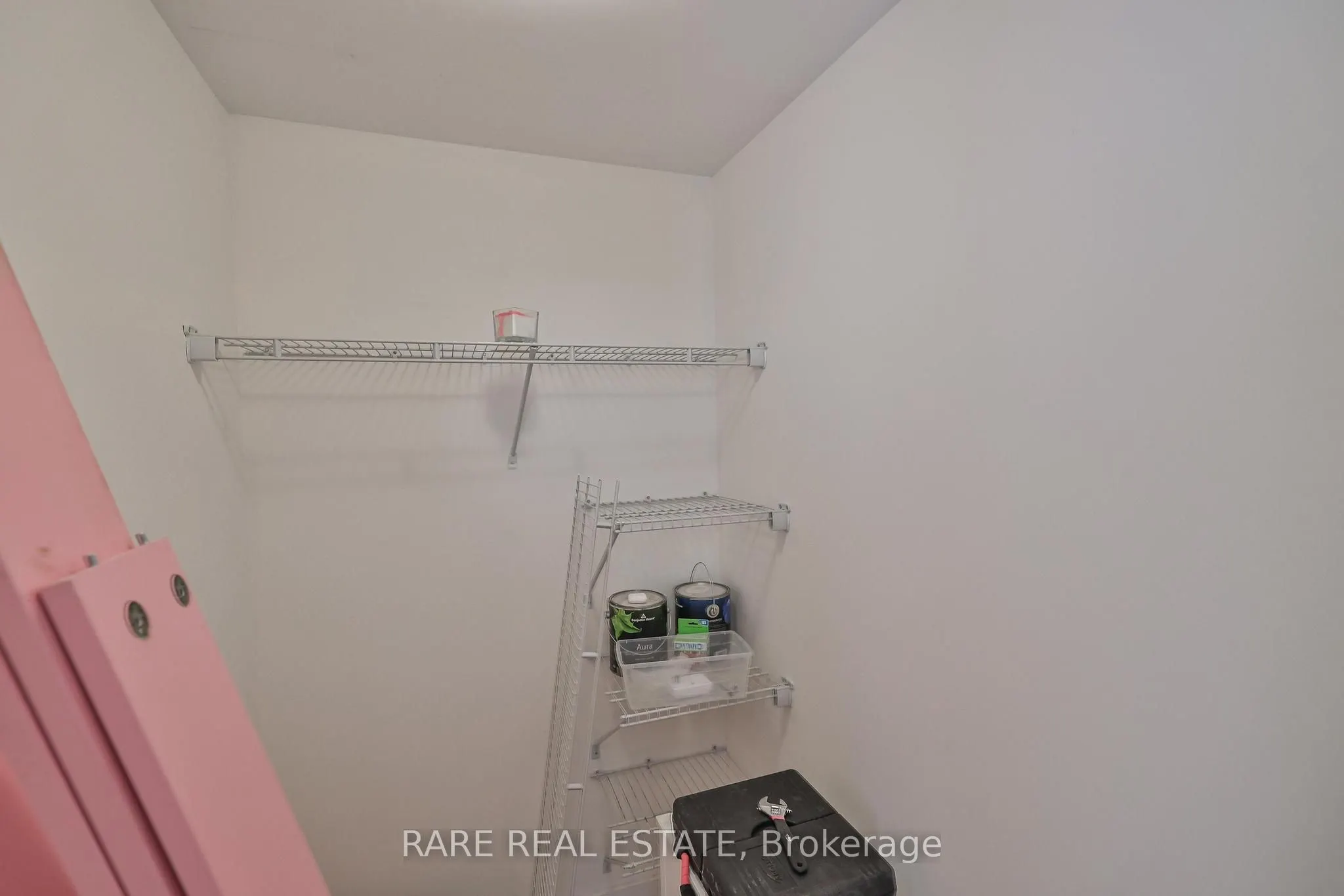 1638 Bloor Street W, #607