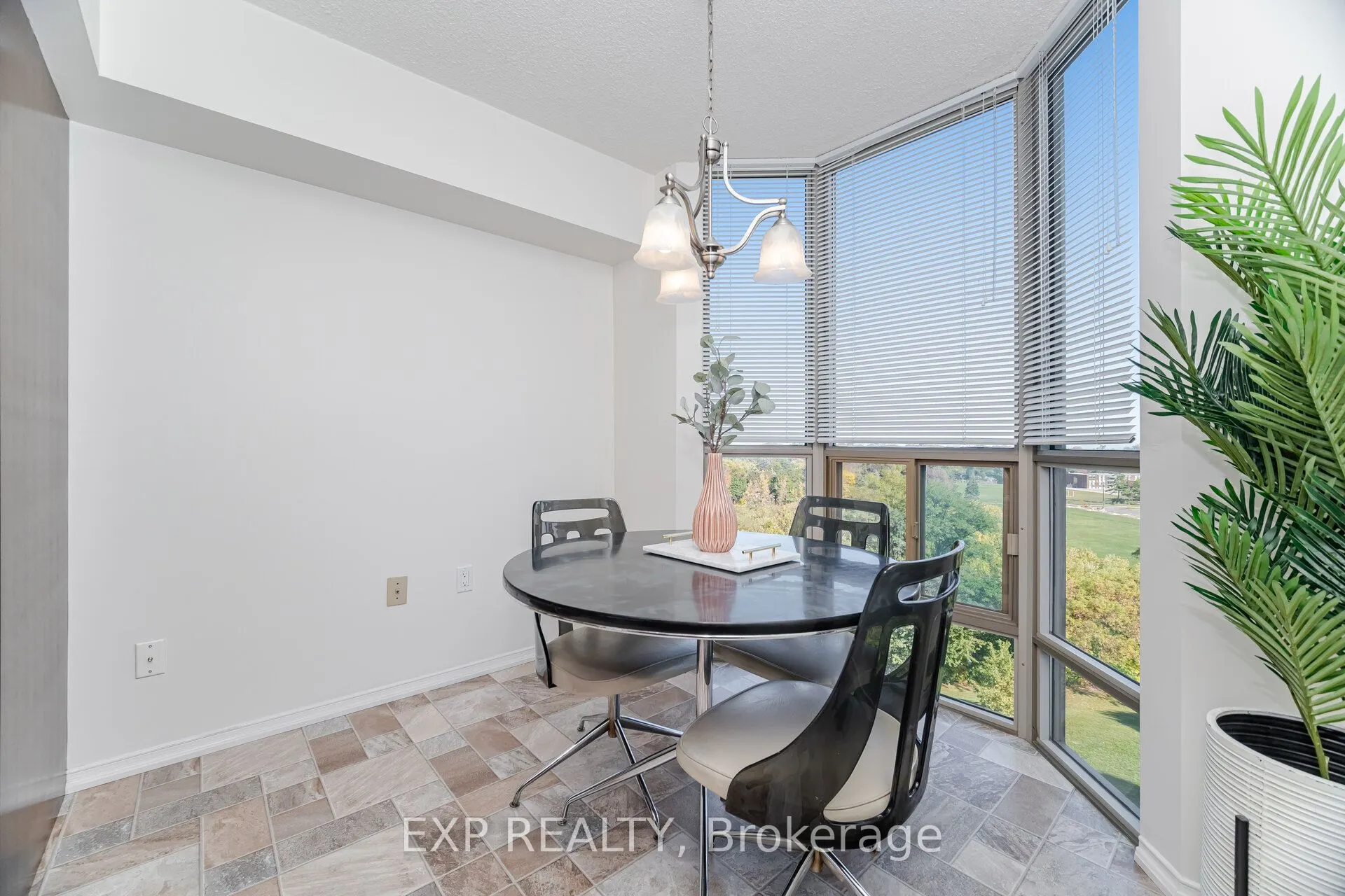 5090 Pinedale Avenue, #806