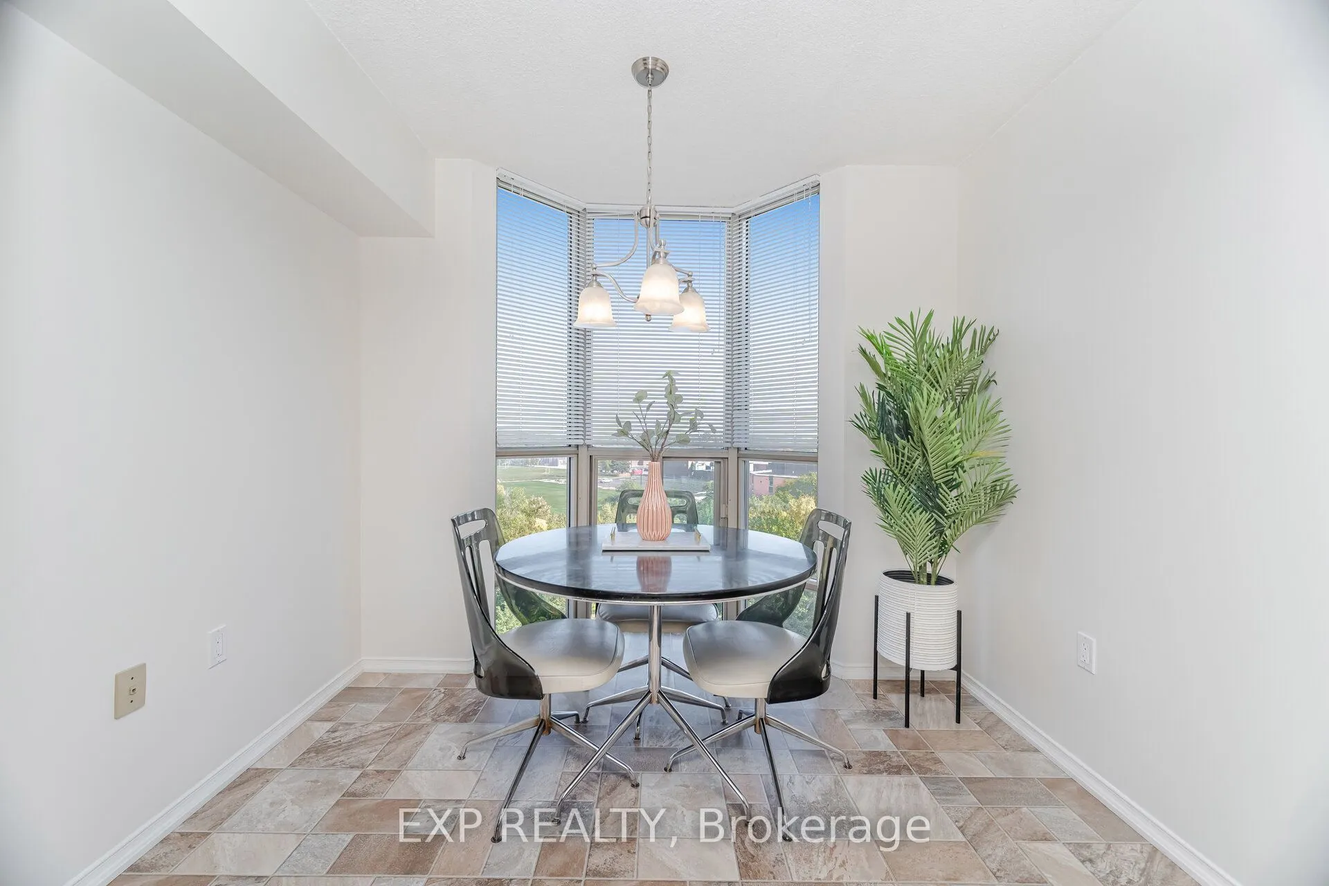 5090 Pinedale Avenue, #806