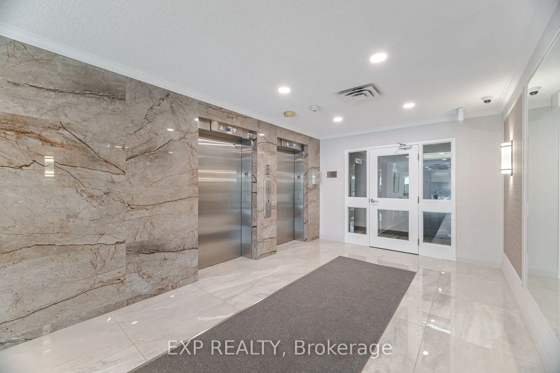 5090 Pinedale Avenue, #806