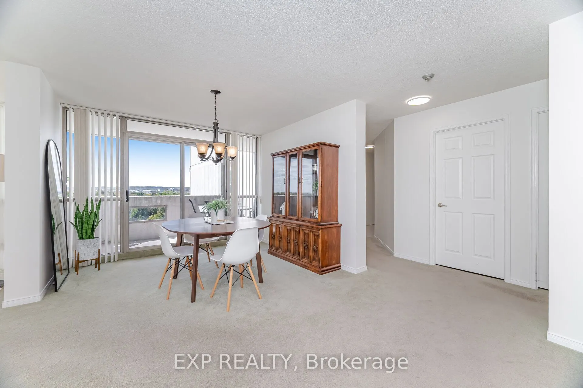 5090 Pinedale Avenue, #806