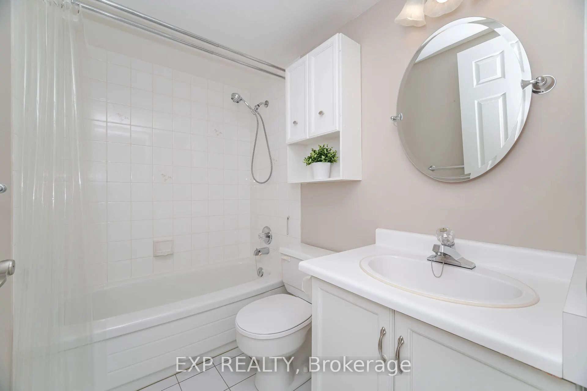 5090 Pinedale Avenue, #806