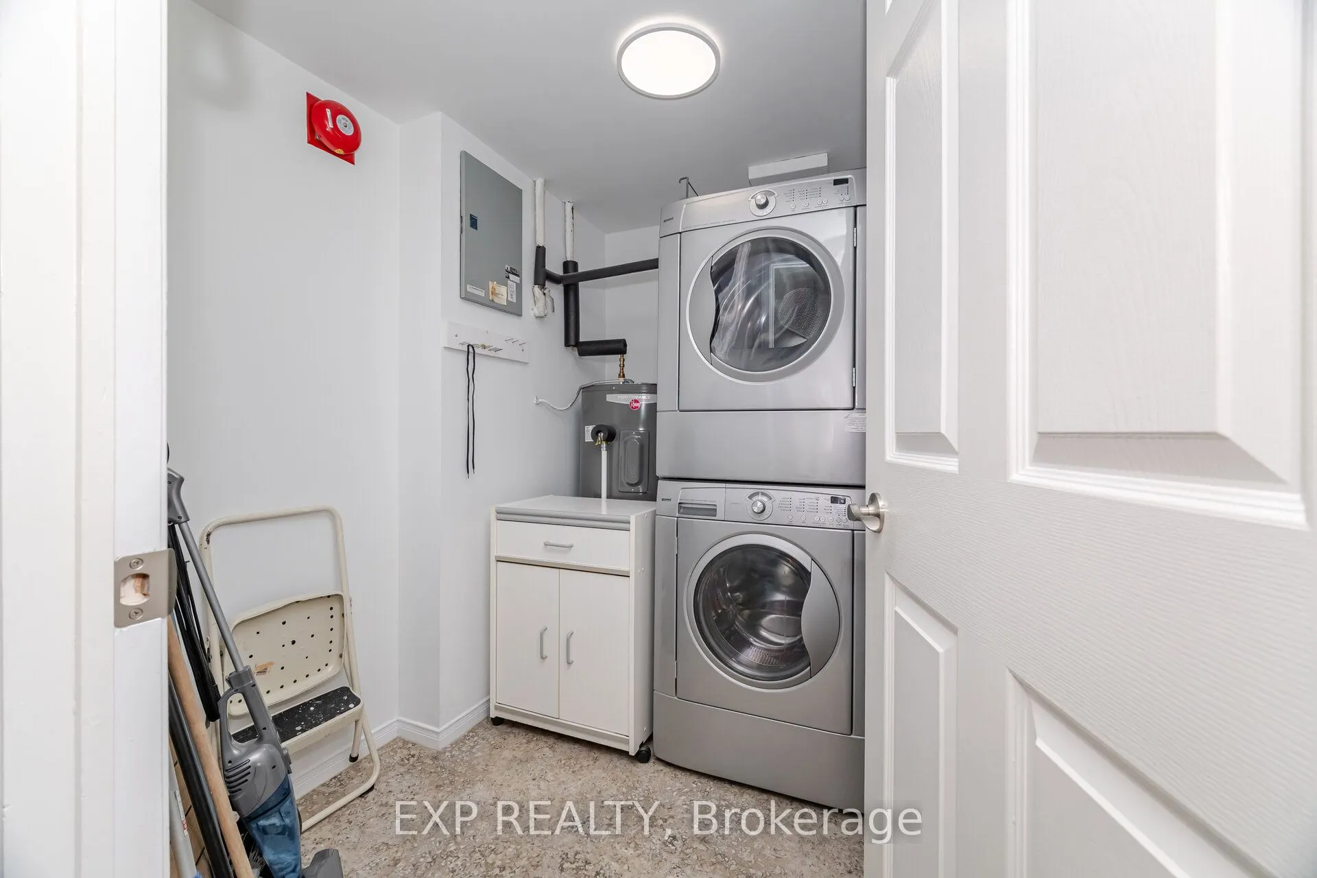 5090 Pinedale Avenue, #806