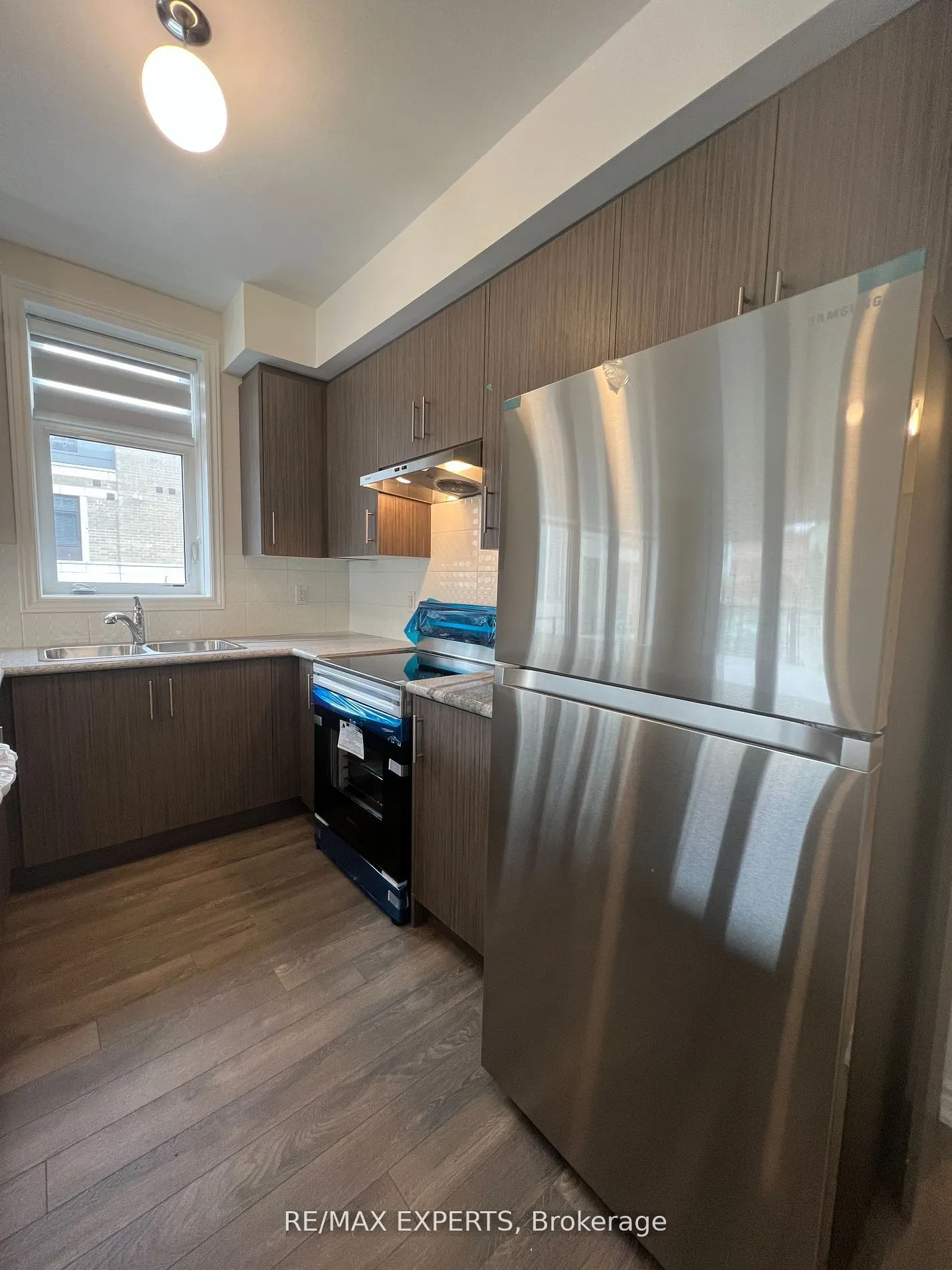 50 Halliford Place, #608