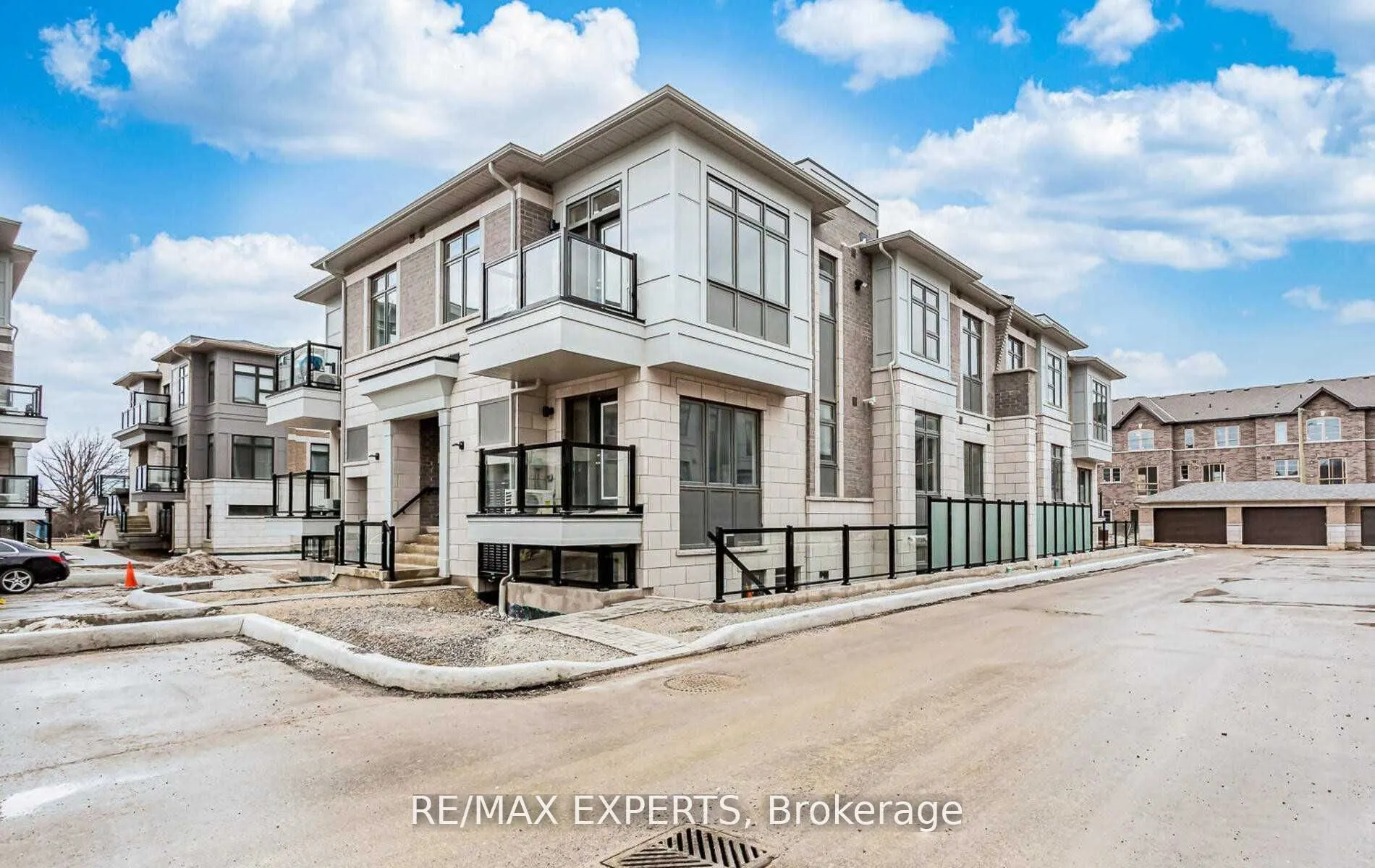 50 Halliford Place, #608