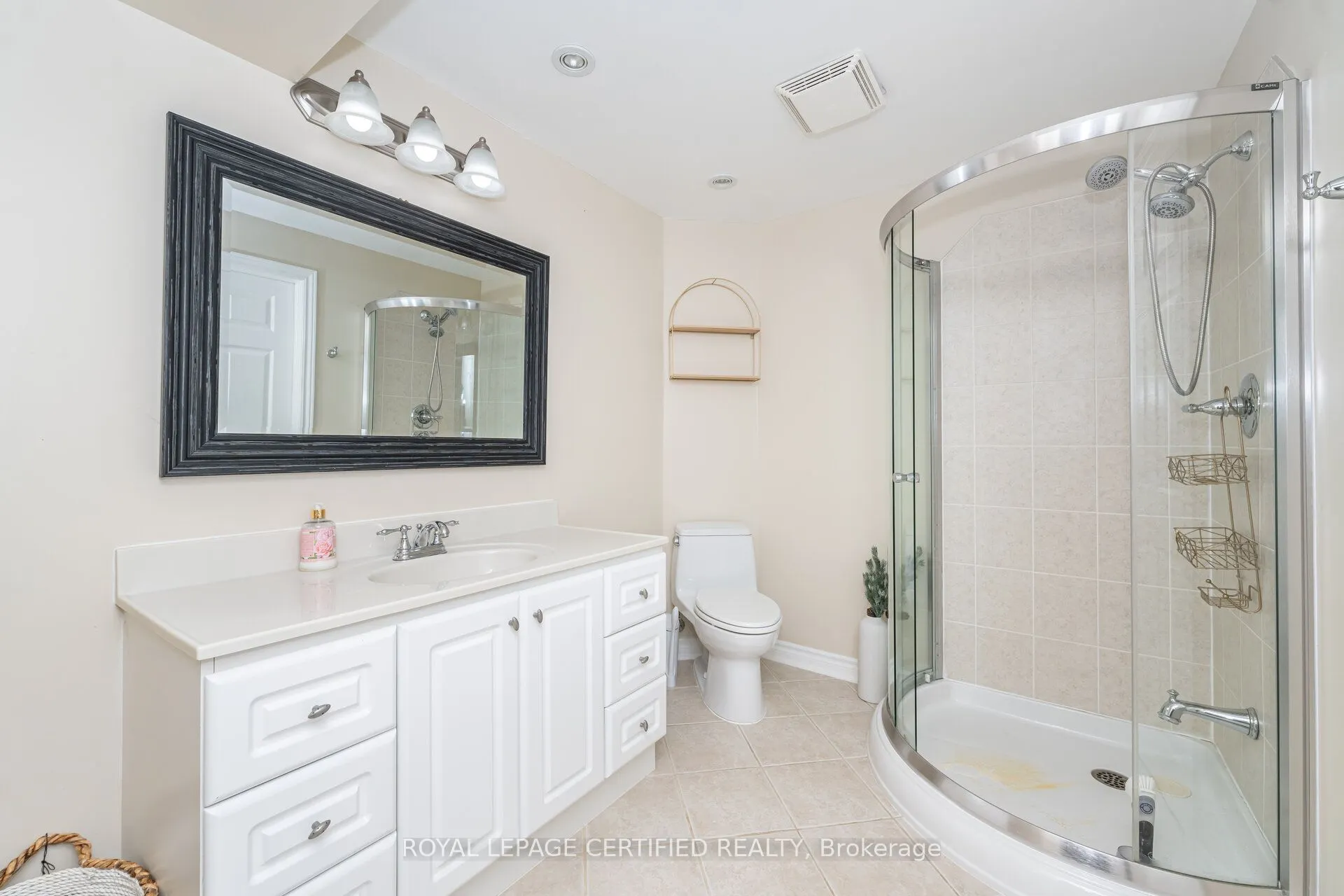 7403 Glamorgan Way