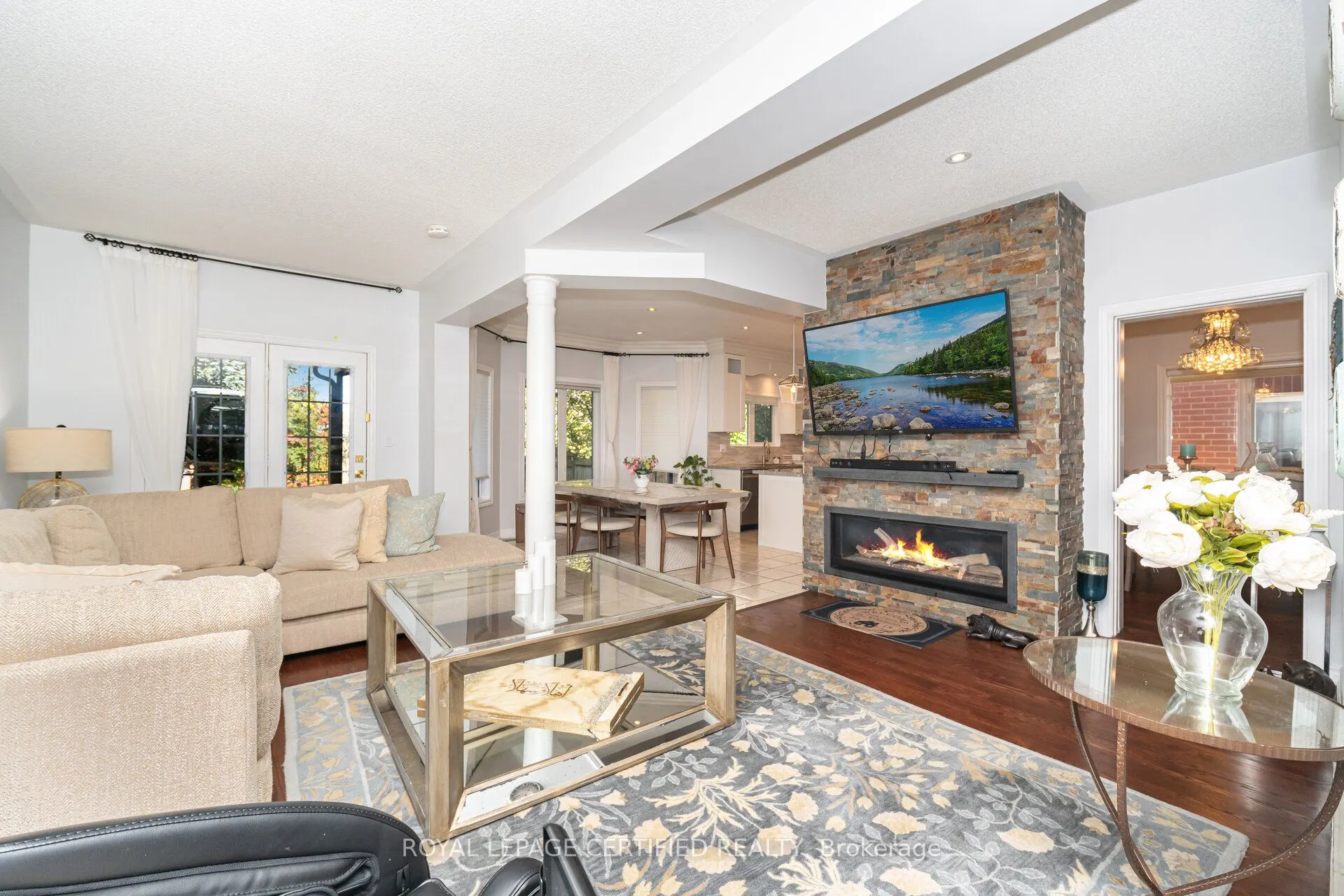 7403 Glamorgan Way