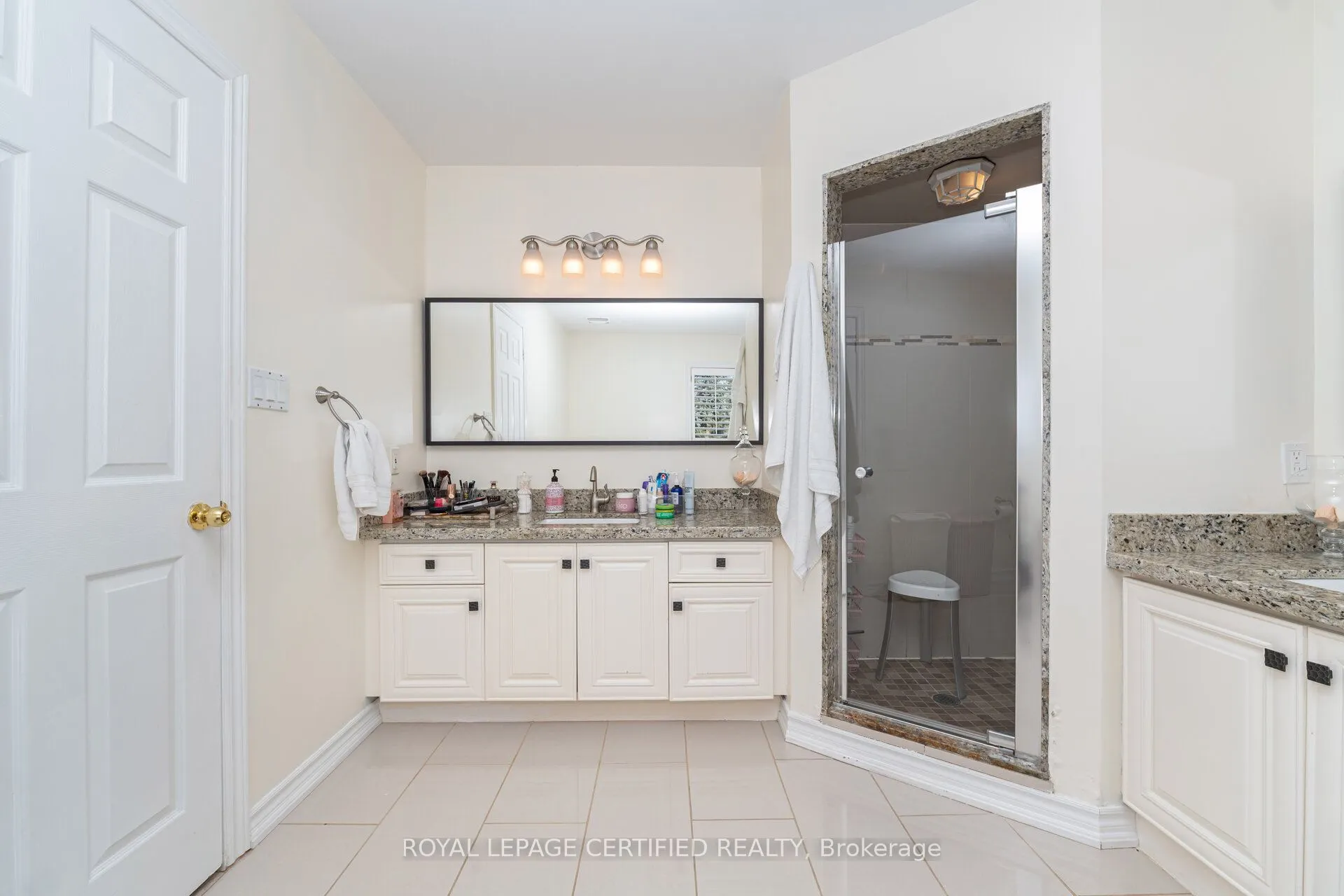 7403 Glamorgan Way