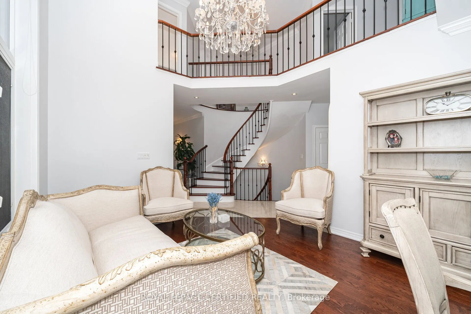 7403 Glamorgan Way