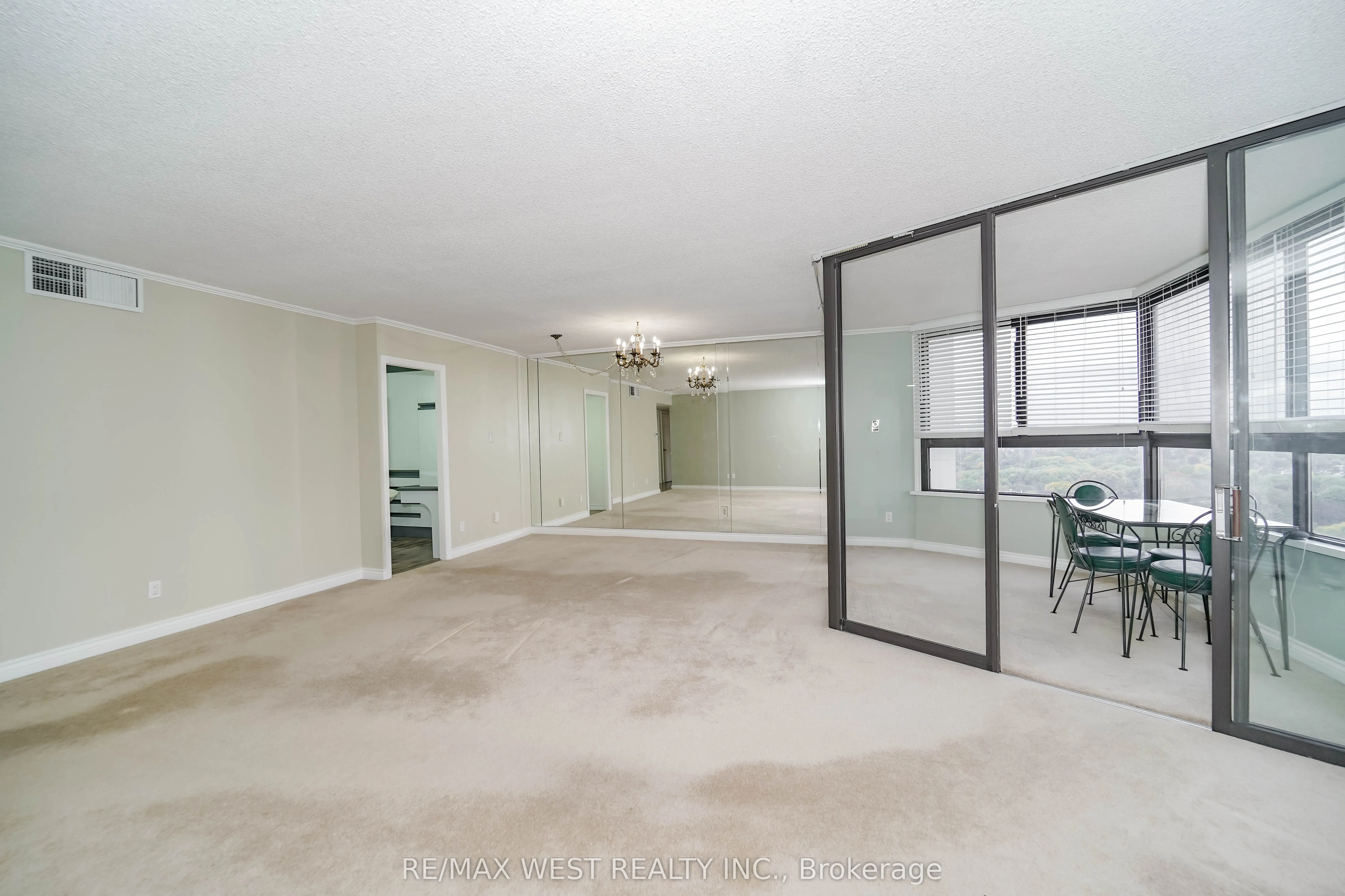 1300 Bloor Street, #1709