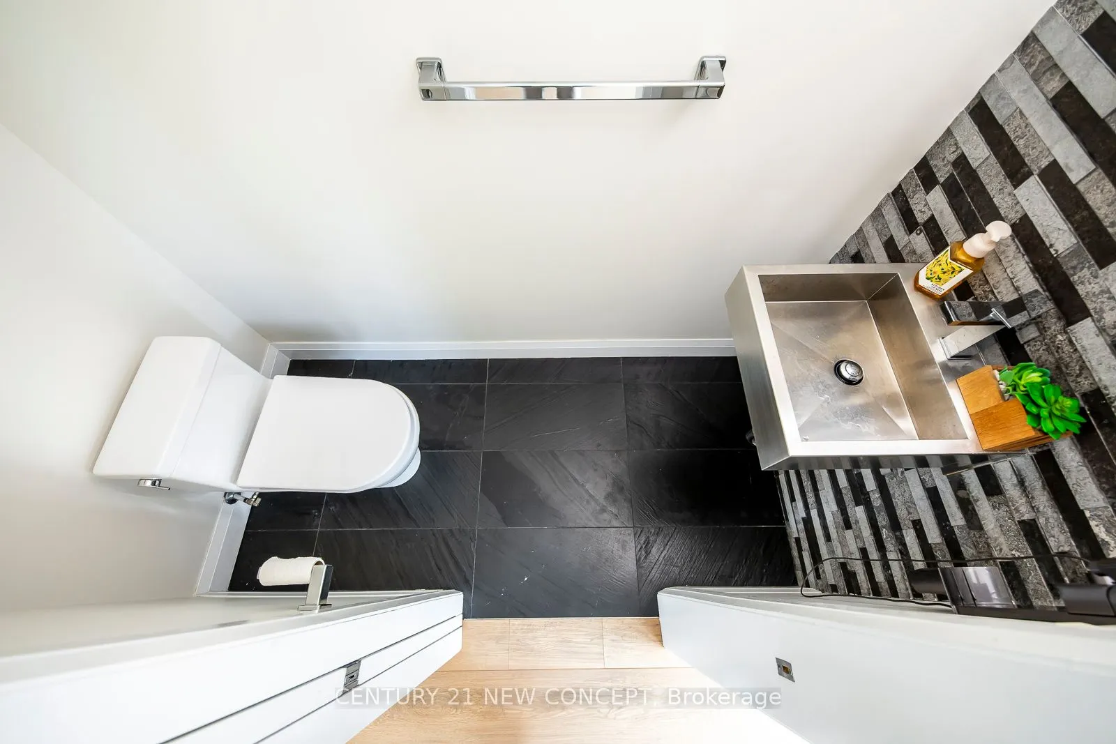 110 Little Creek Road, #1
