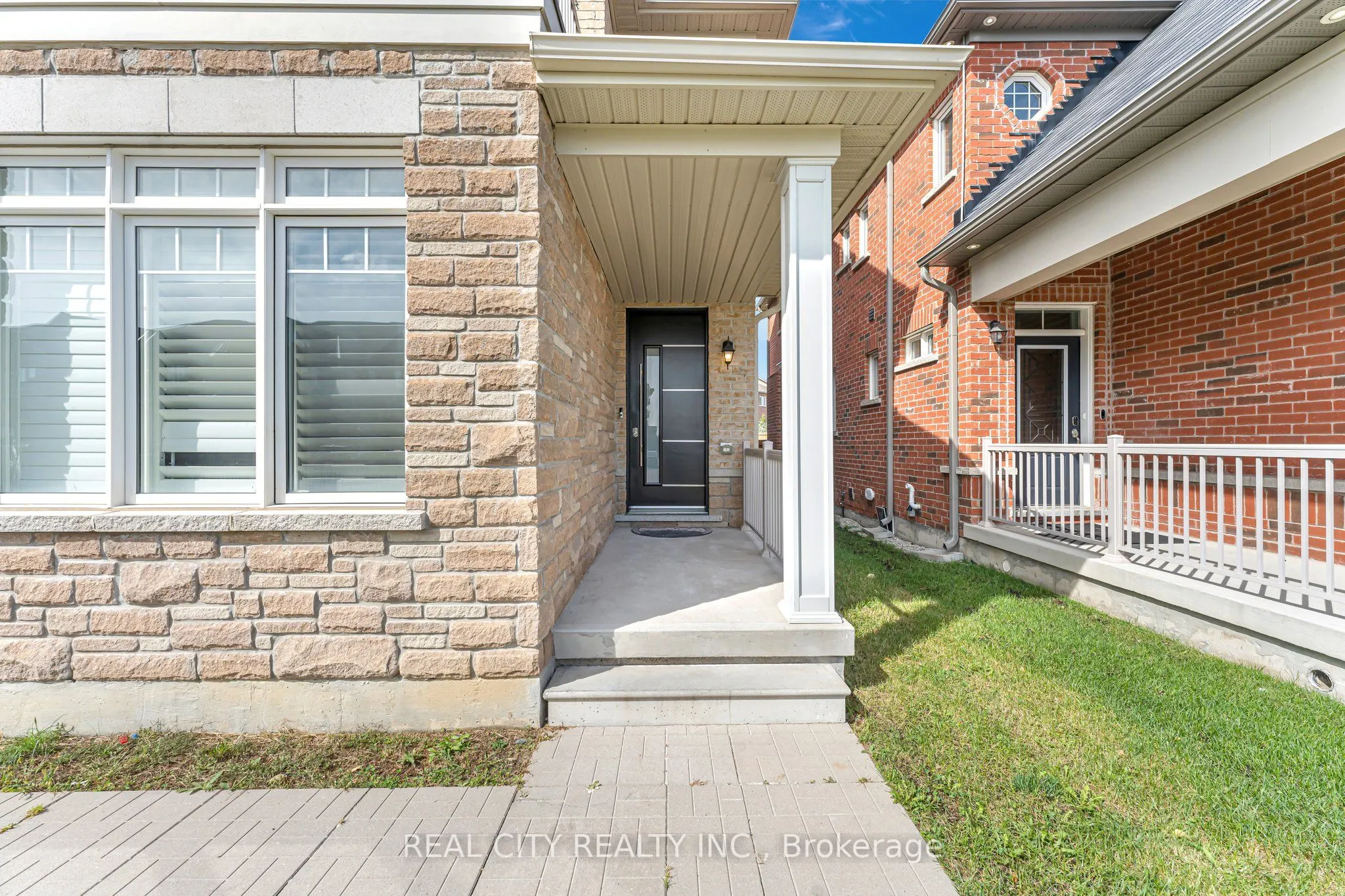 106 Benadir Avenue