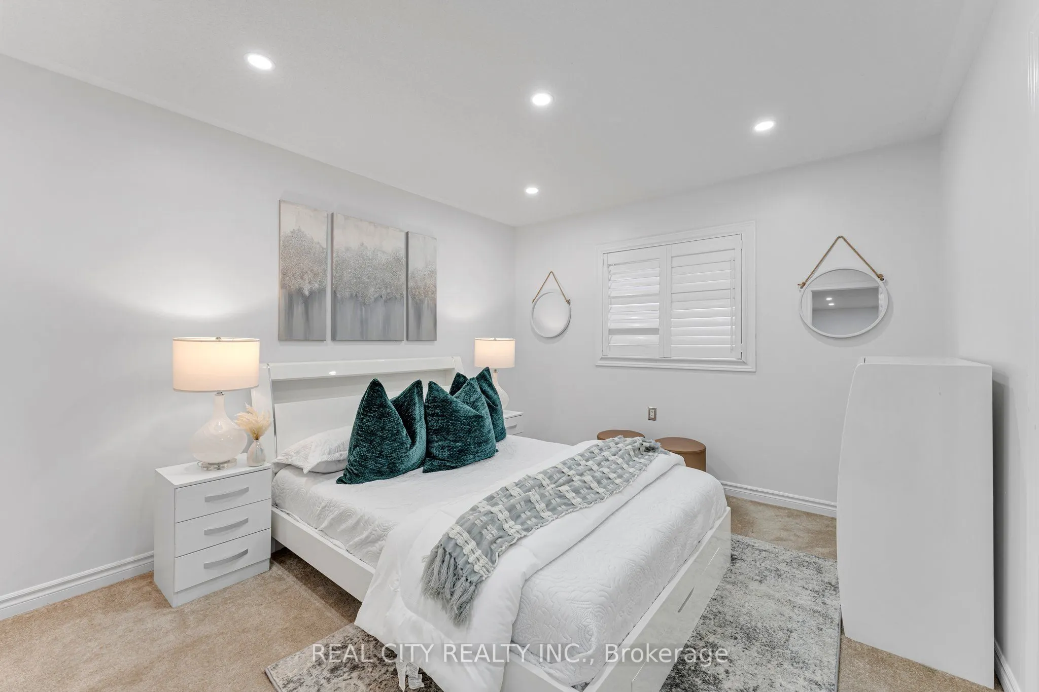 106 Benadir Avenue