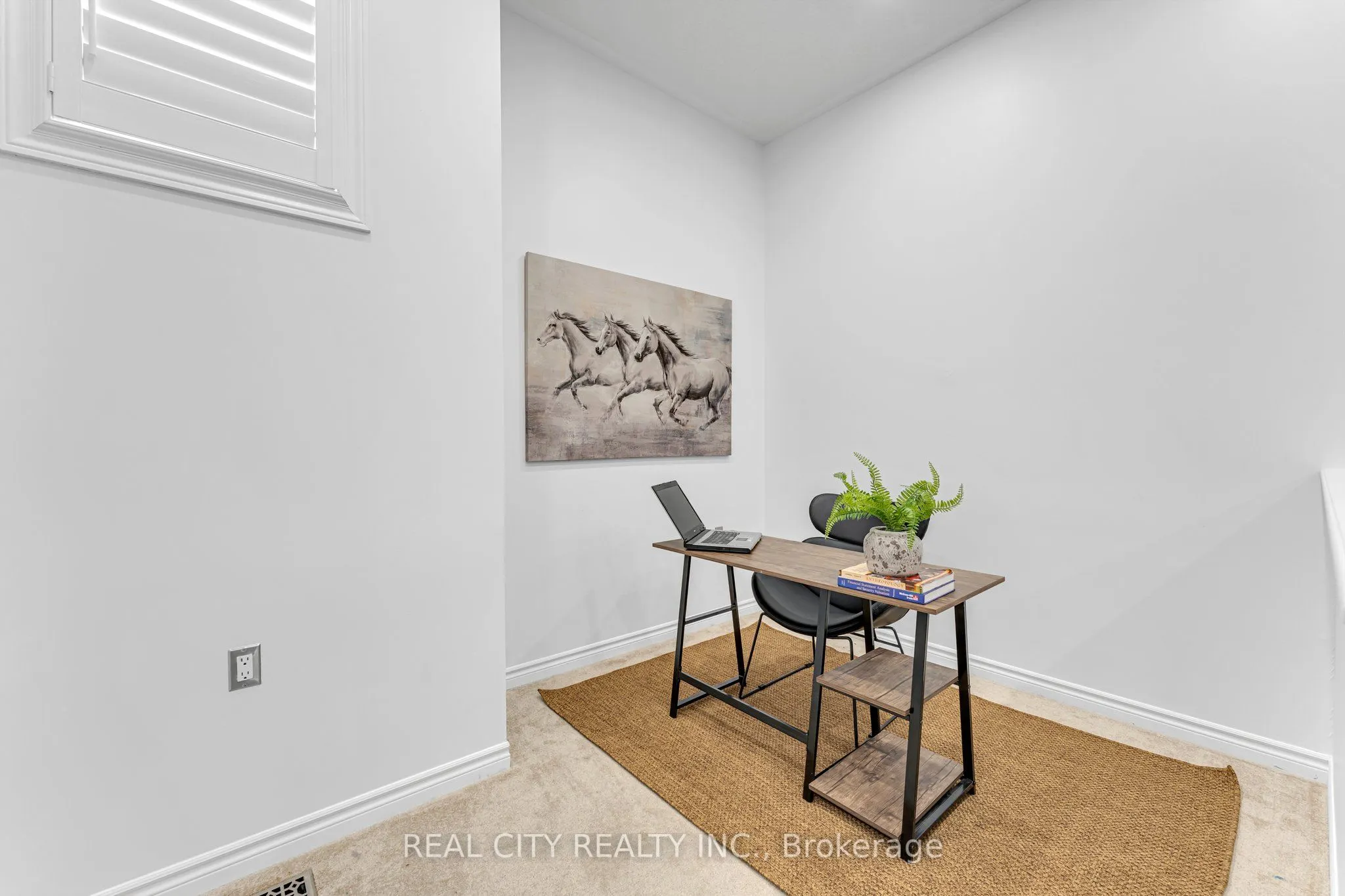 106 Benadir Avenue