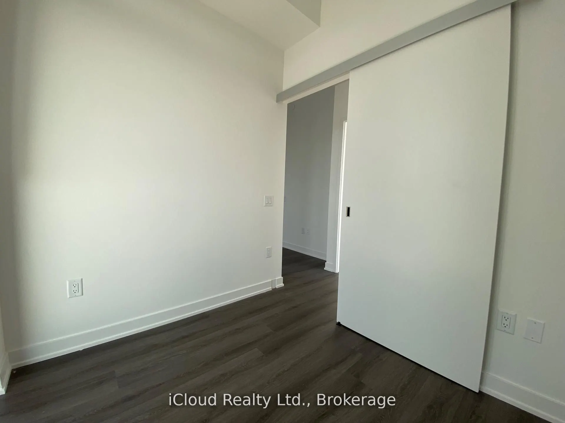 3883 Quartz Road, #3111