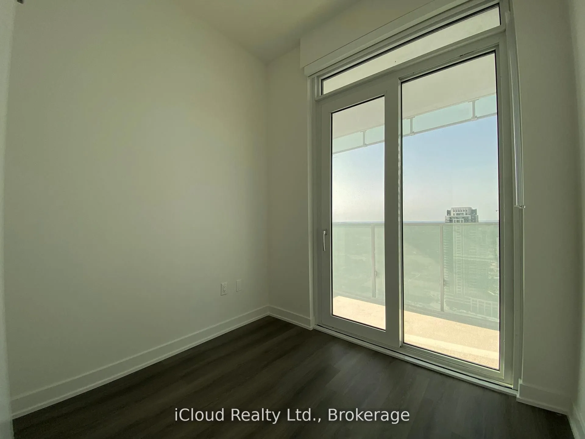 3883 Quartz Road, #3111