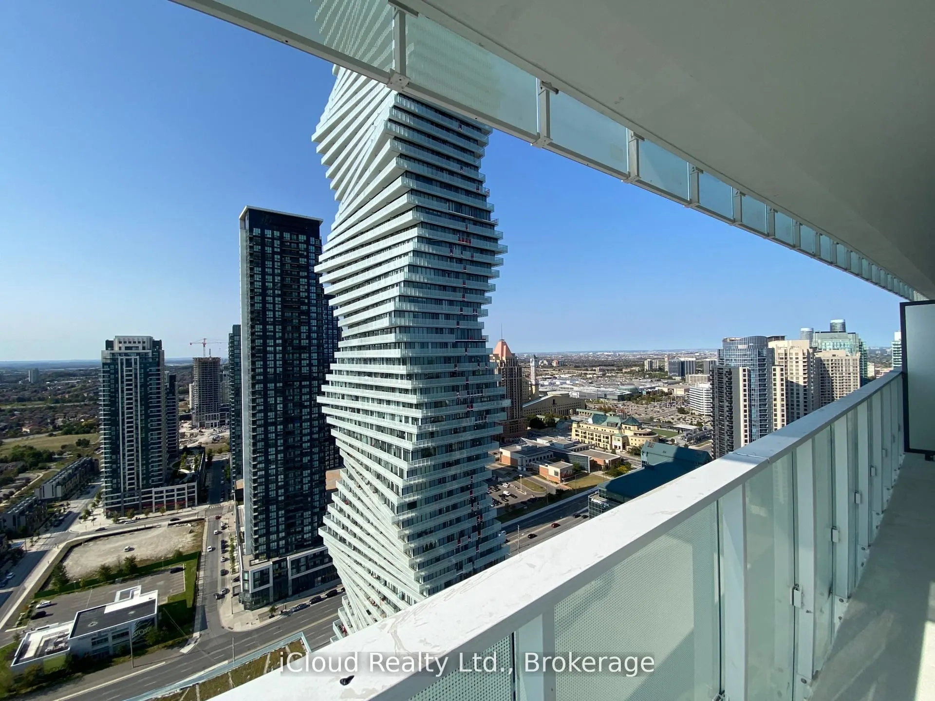 3883 Quartz Road, #3111