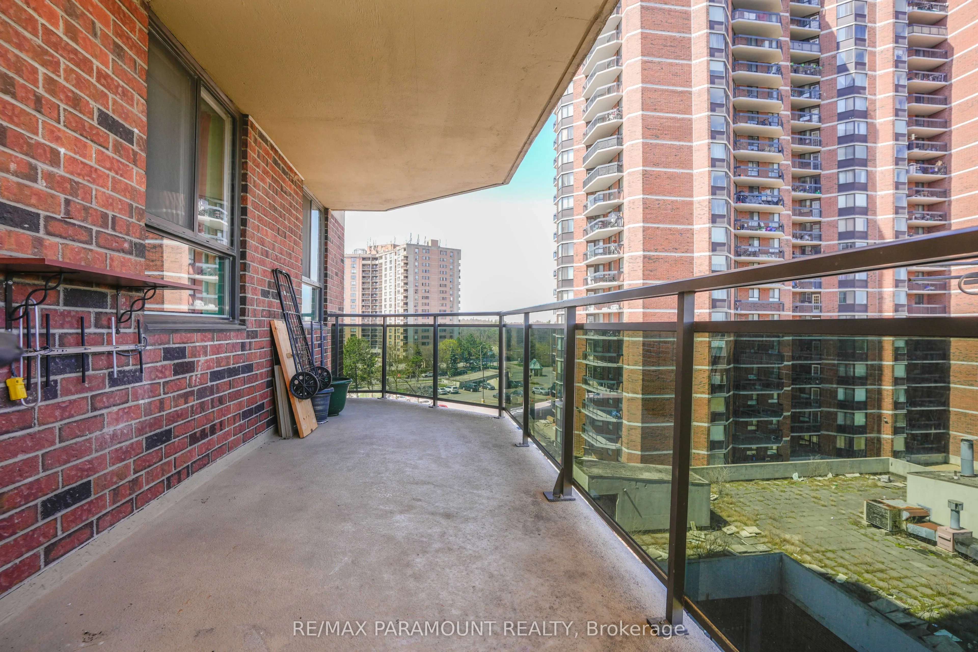 234 Albion Road, #610