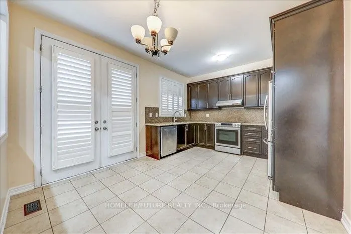 6 Ross Drive, #Main
