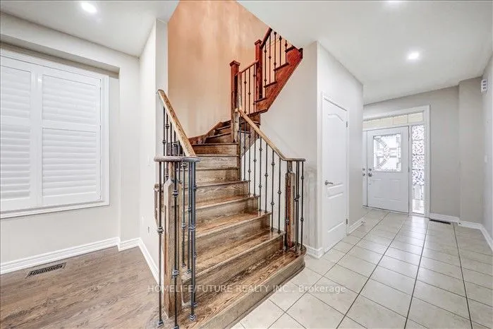 6 Ross Drive, #Main