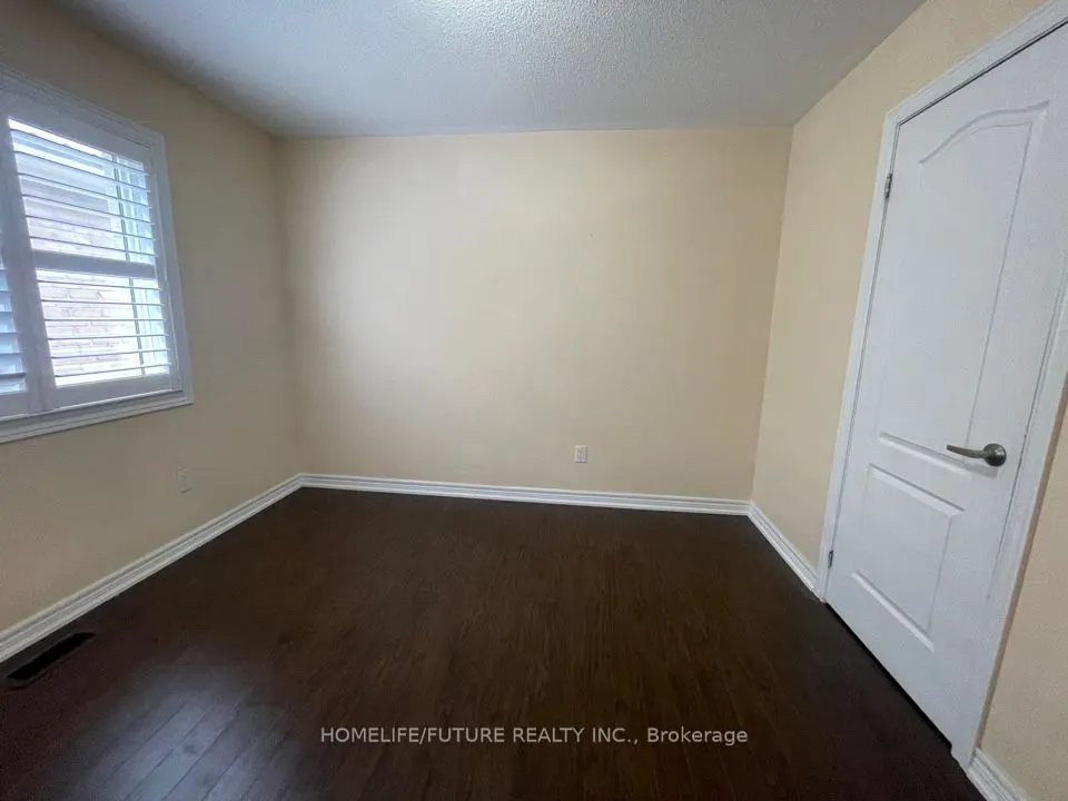 6 Ross Drive, #Main
