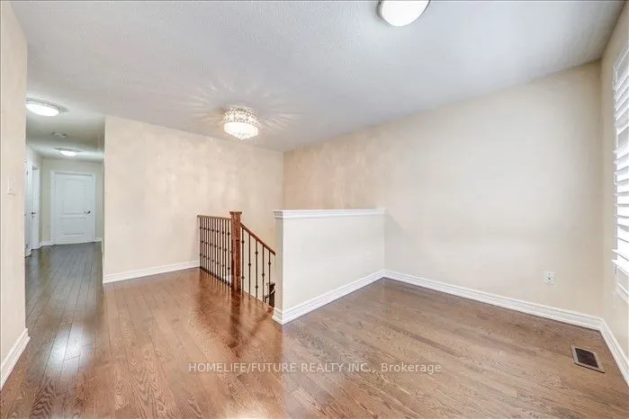 6 Ross Drive, #Main